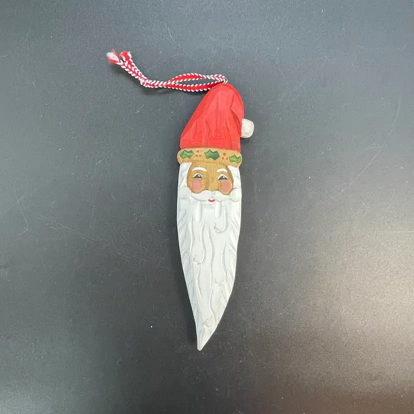 Carved Santa Claus Face Head Ornament Primitive Vintage Wooden Christmas