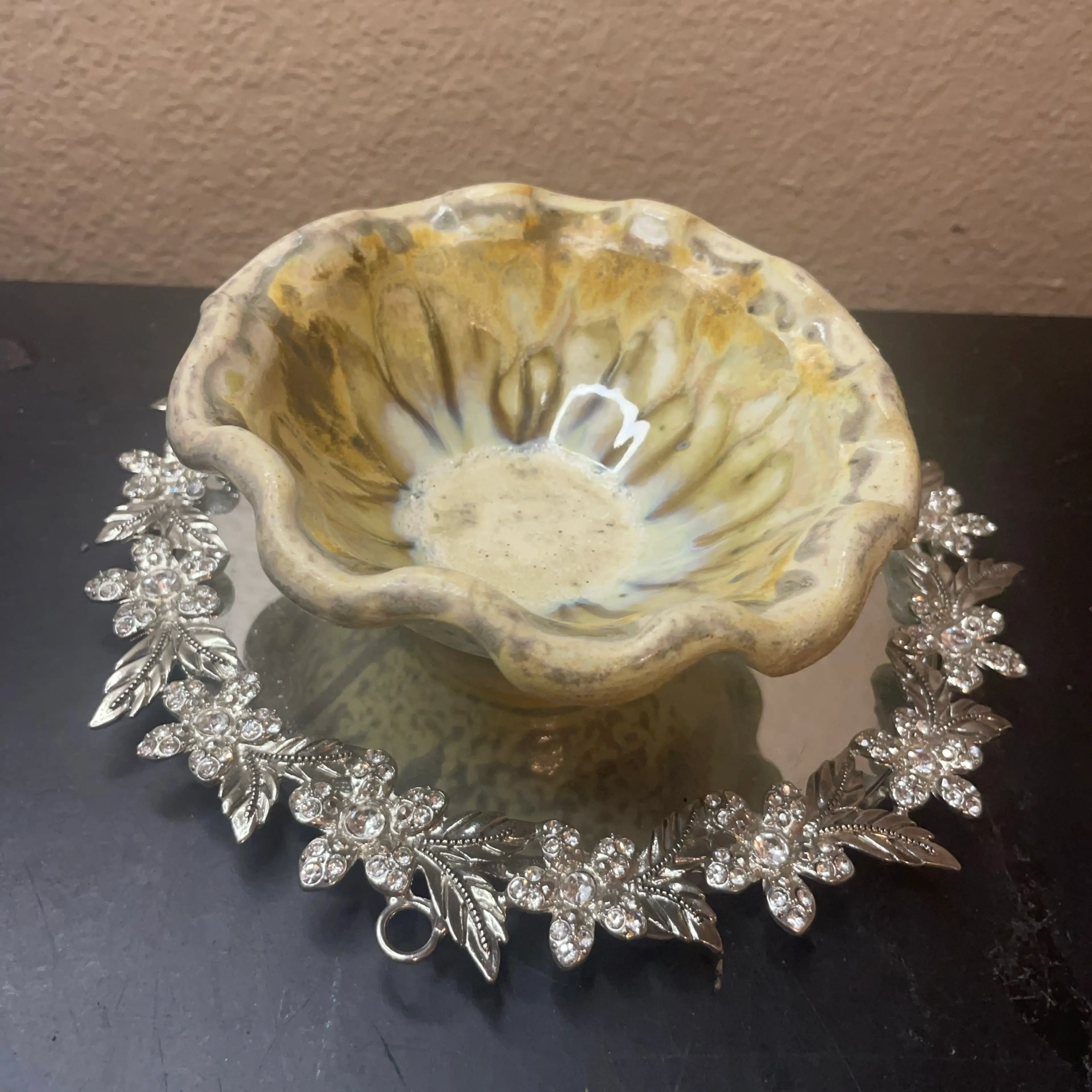 Image 4 of 8
