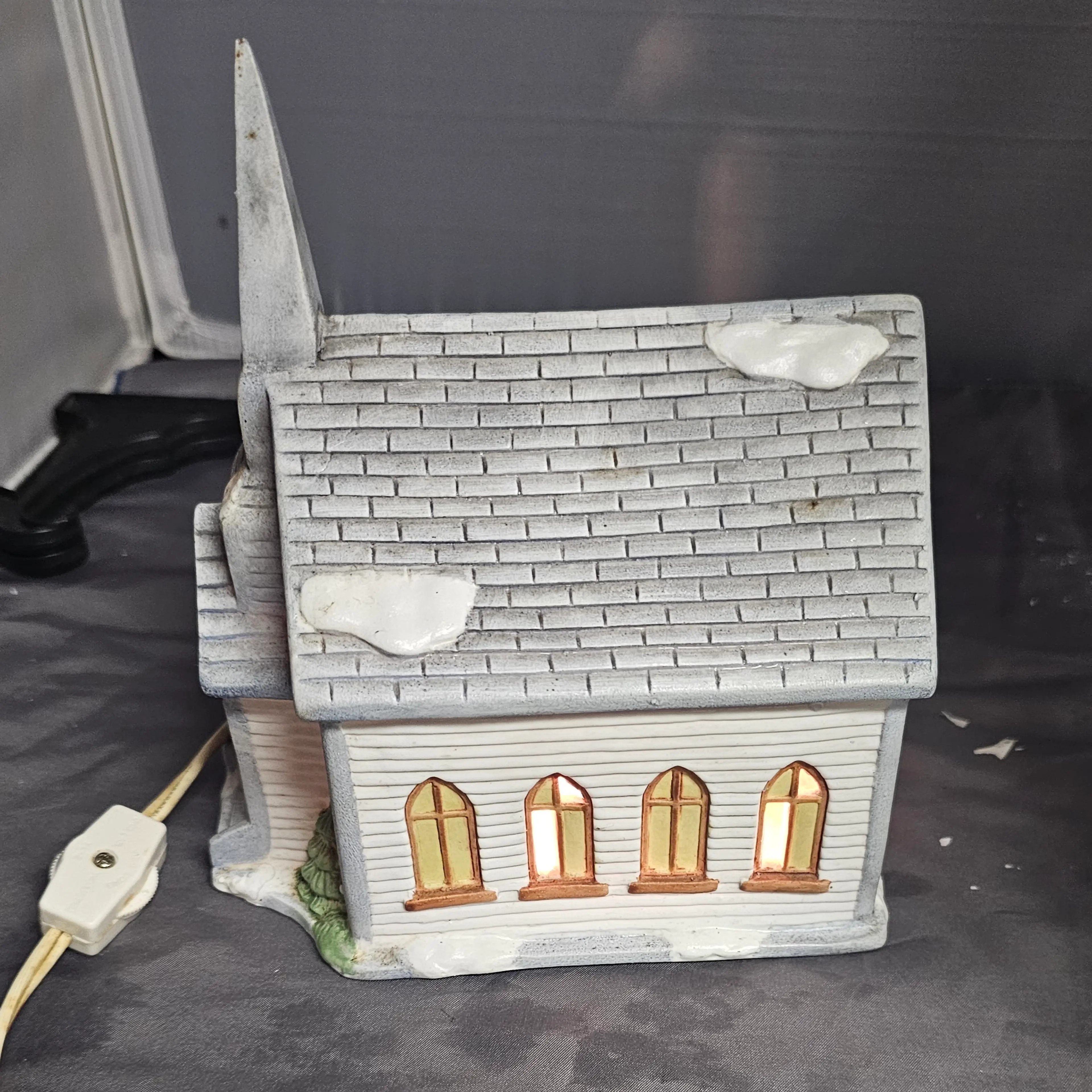 Image 2 of 9