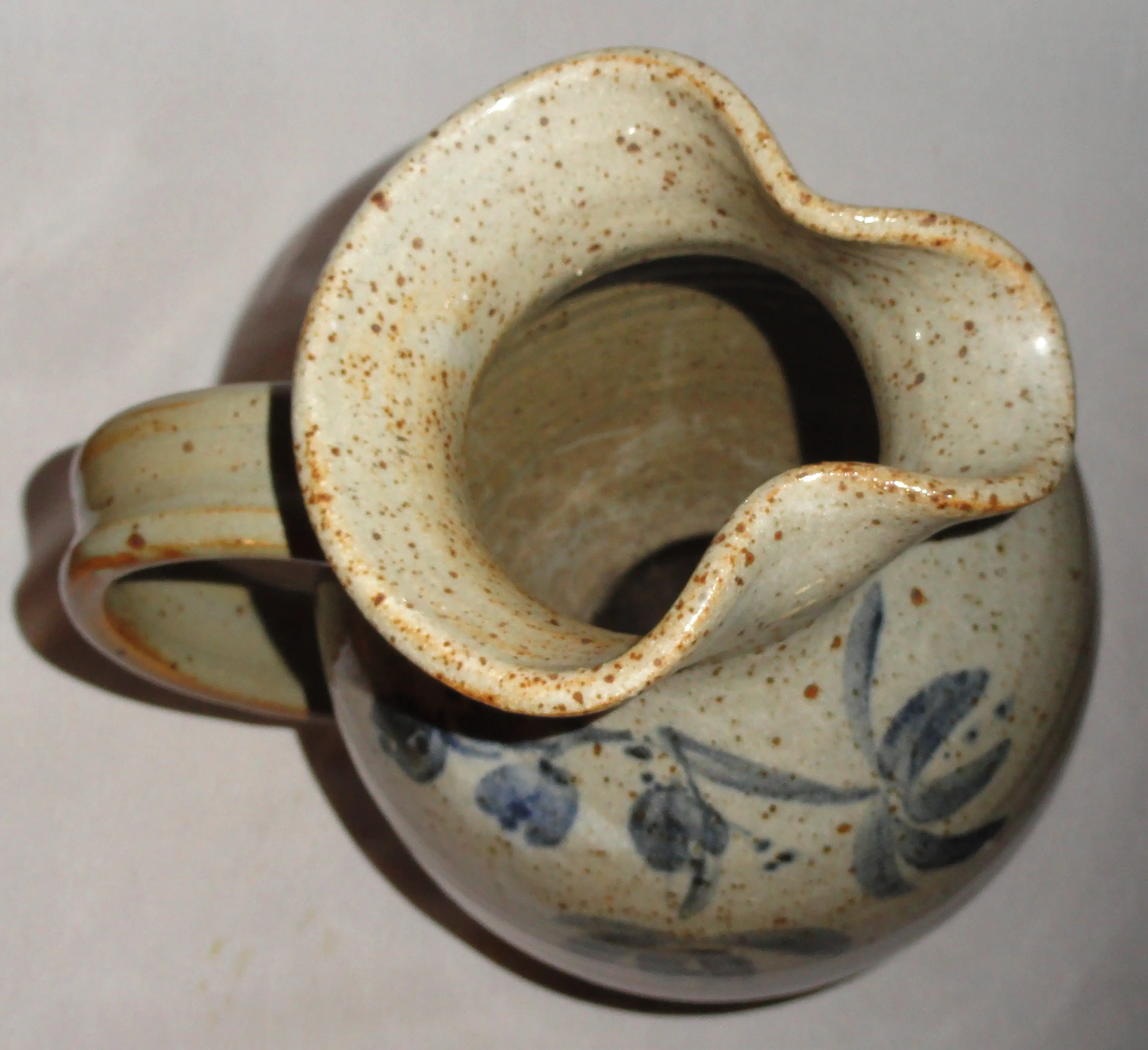 Image 2 of 8