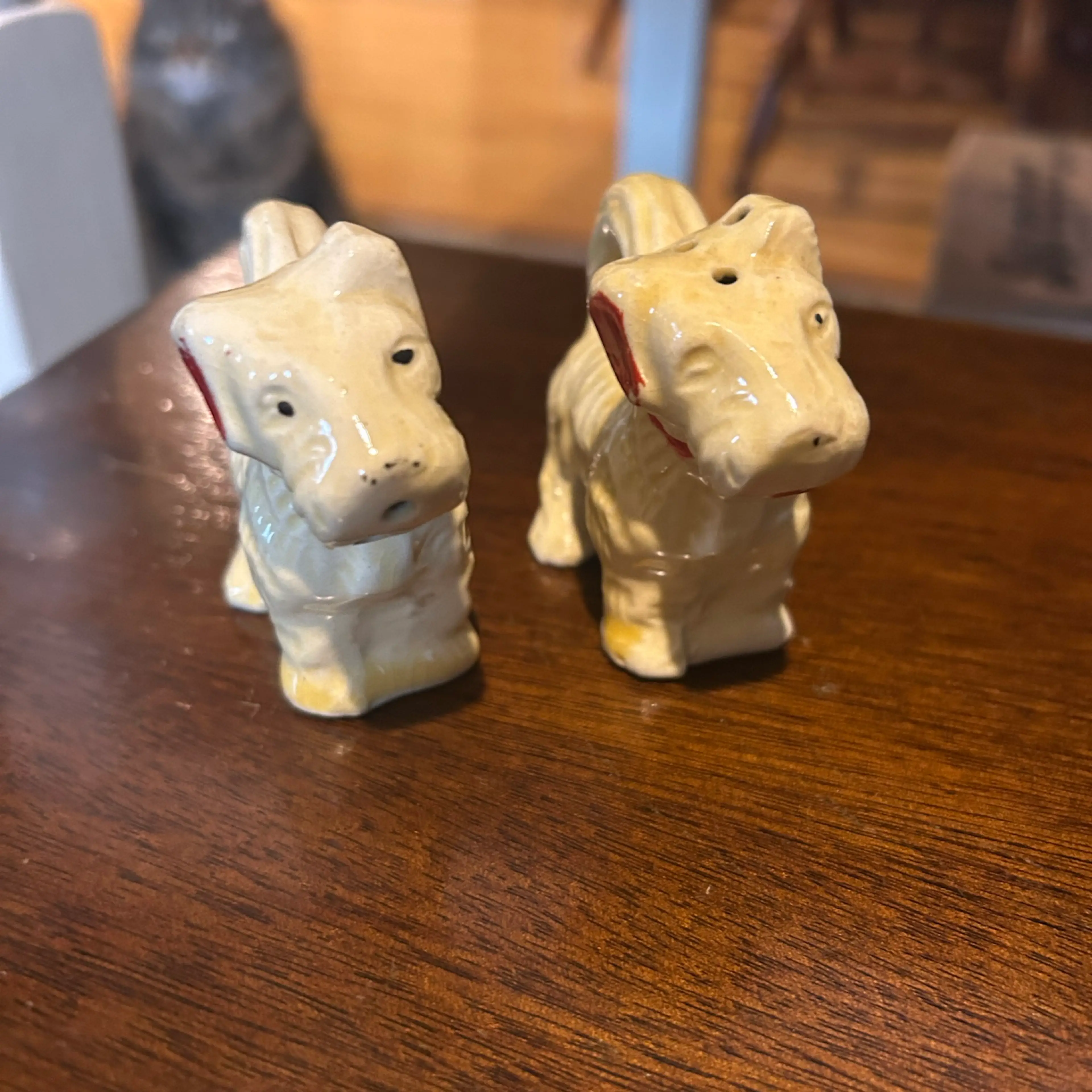 Image 2 of 4