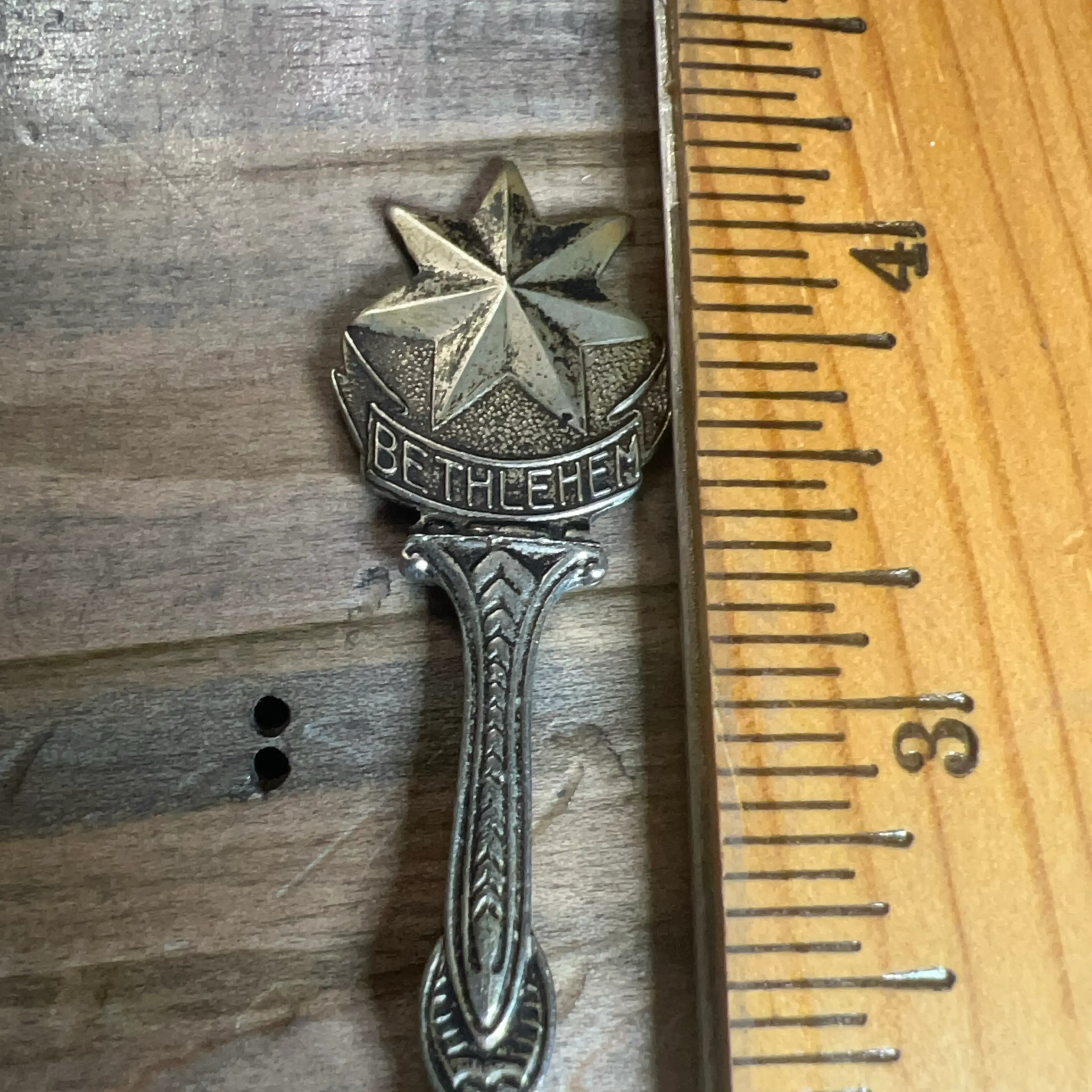 Image 2 of 6