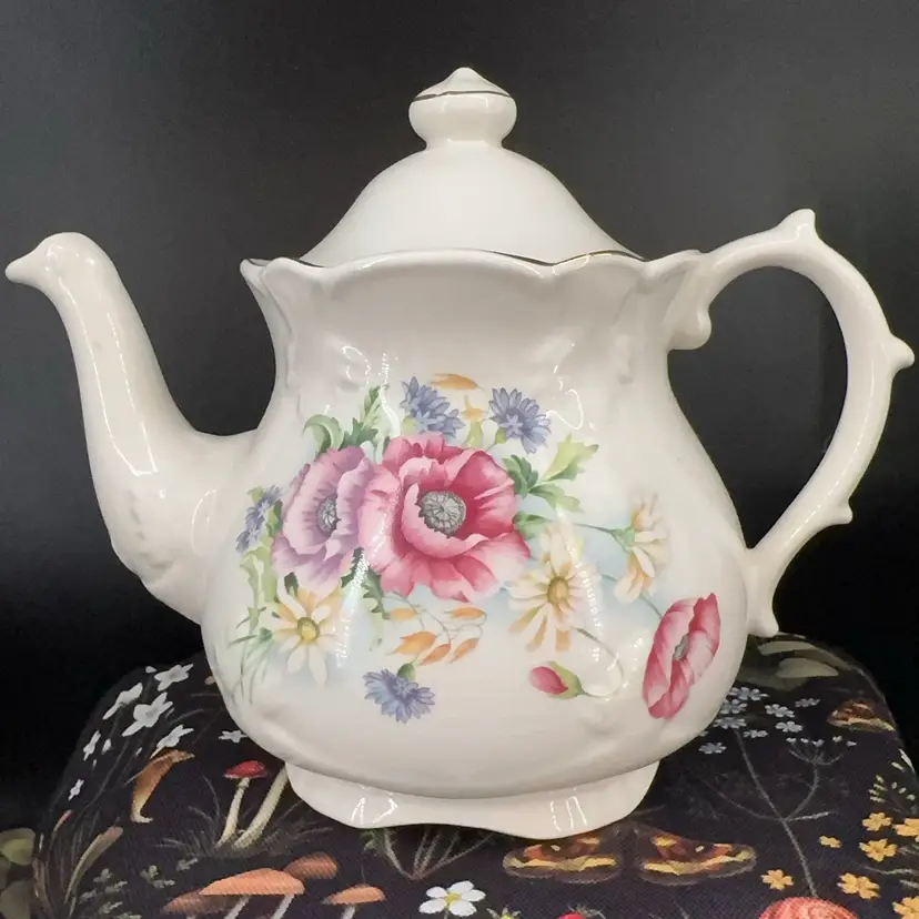 Price Kensington Floral Teapot