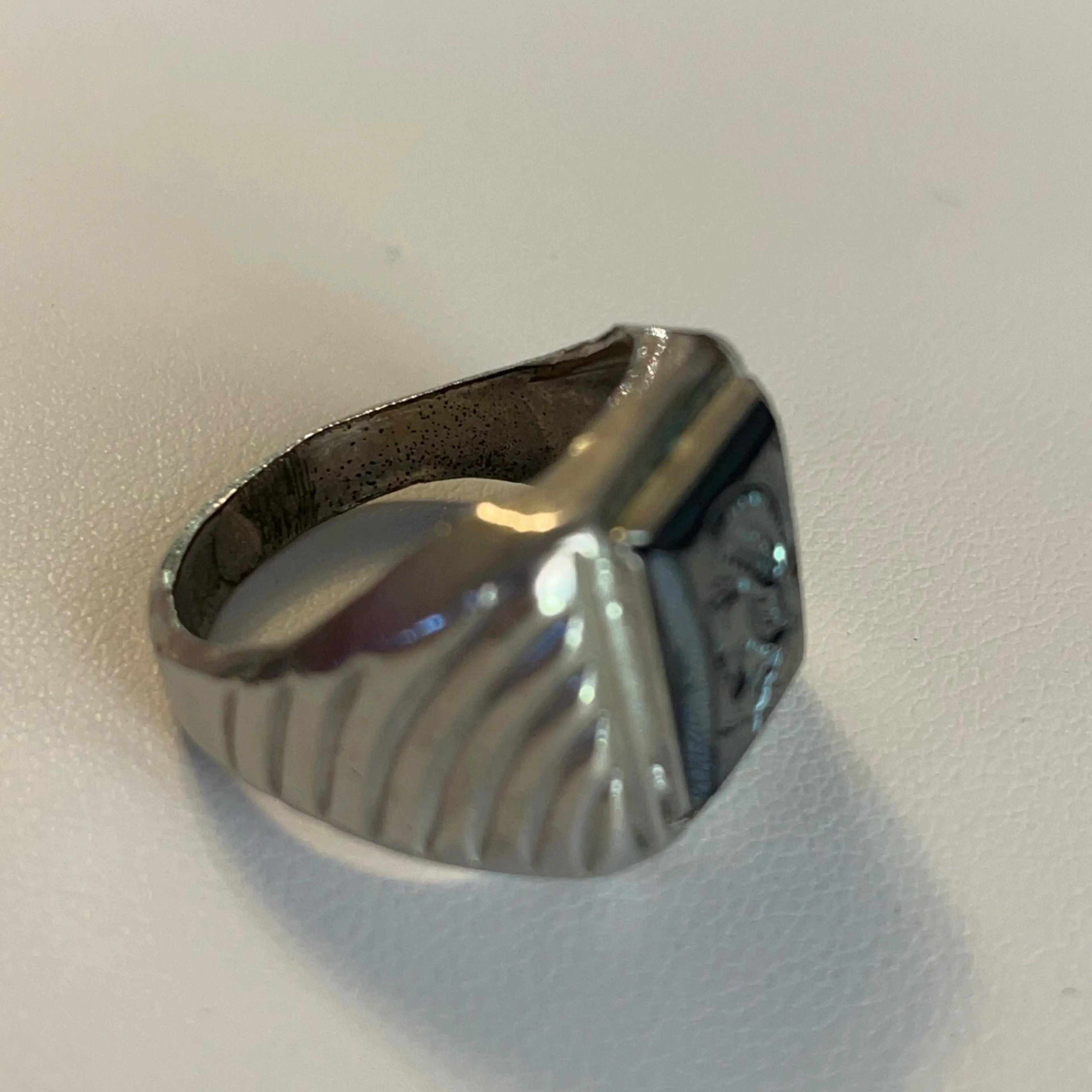 Image 3 of 4