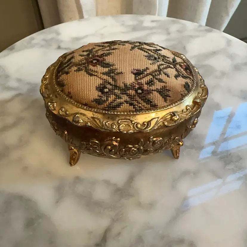 🔔 Vintage Japan Petit Point Jewelry Box