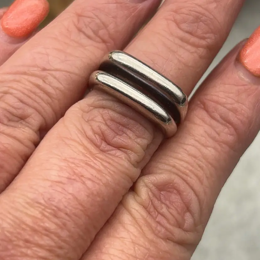 #01 Sterling Silver Modern Bypass Ring Size 7 925