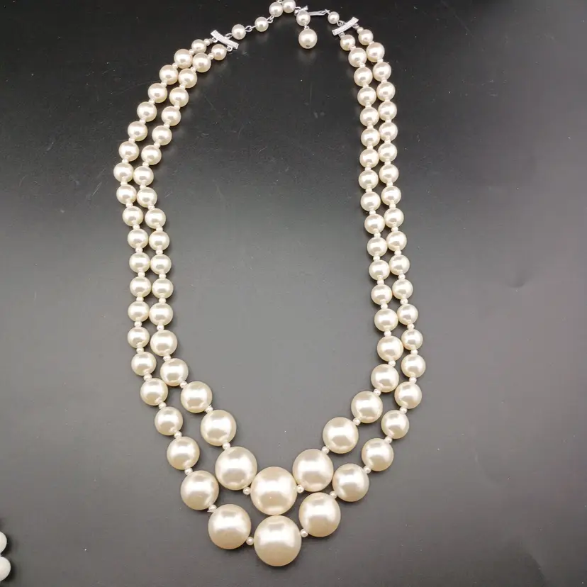 Double strand faux pearl necklace