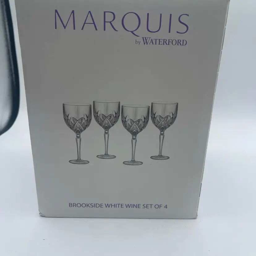 Marquis by Waterford Brookside set of 4 white wine  Goblet Crystal
