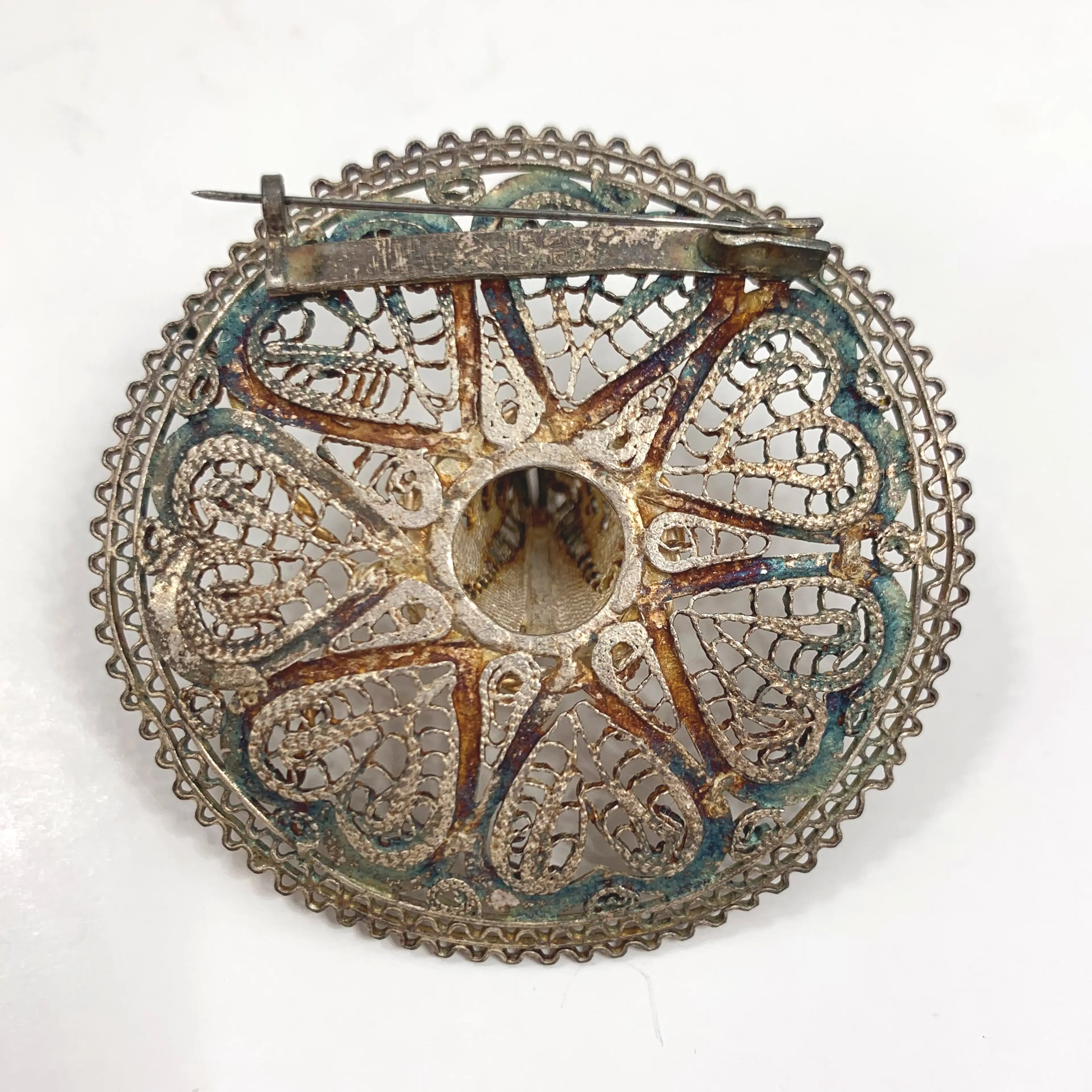 Image 3 of 4