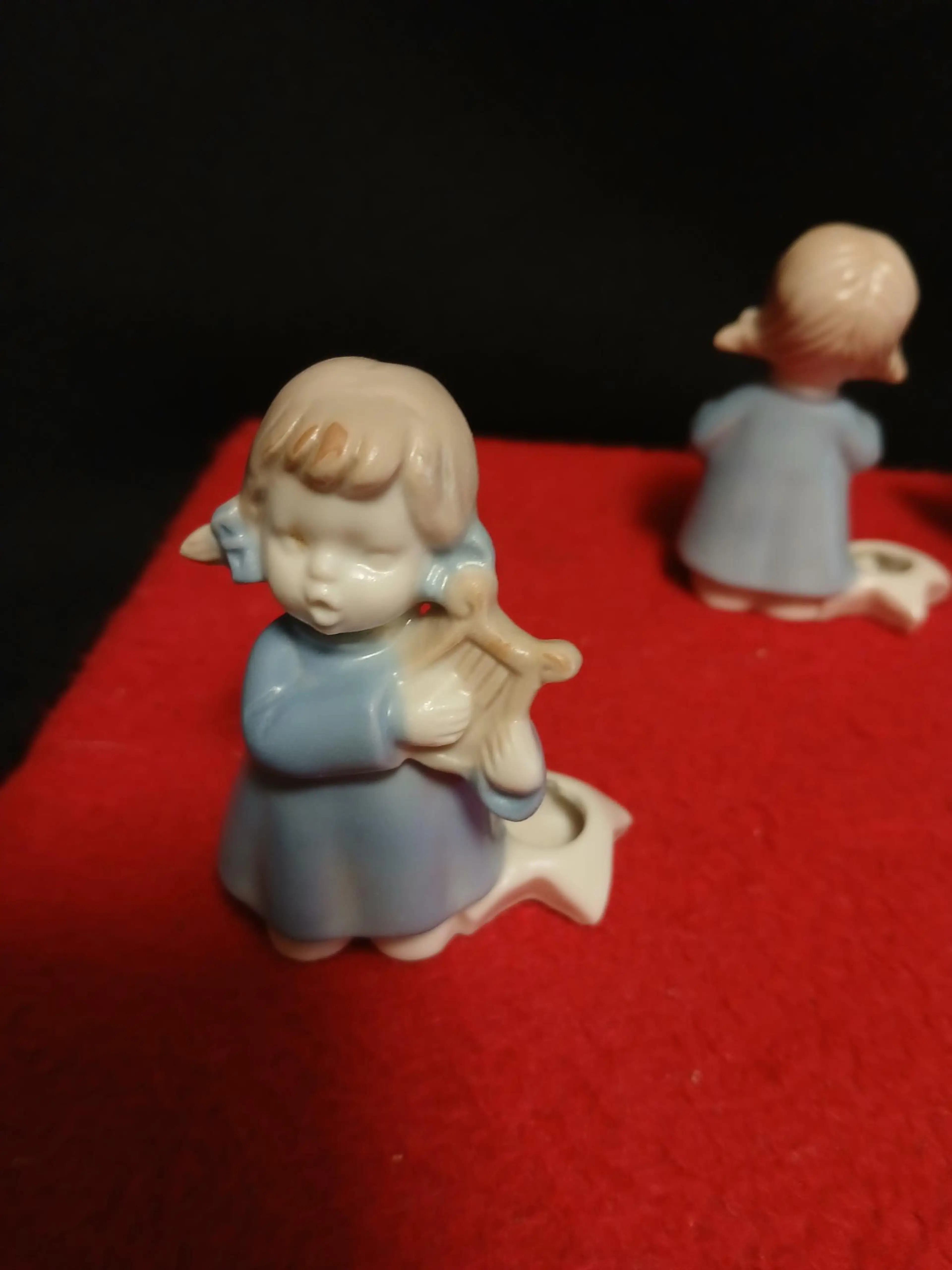 Image 4 of 13