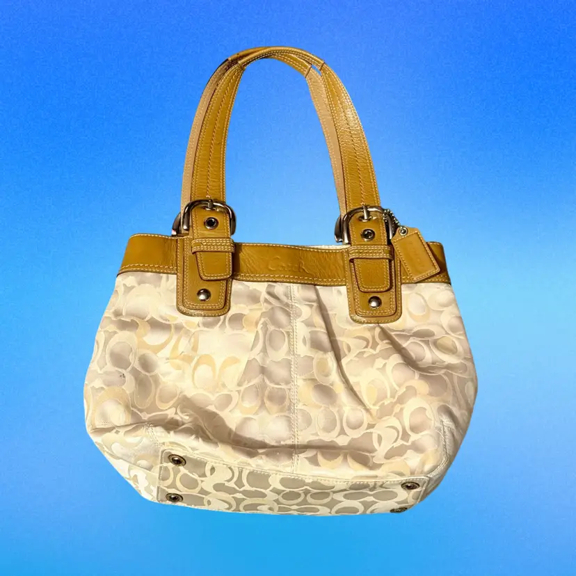 Coach Signature SoHo Pleated Optic Khaki Cream