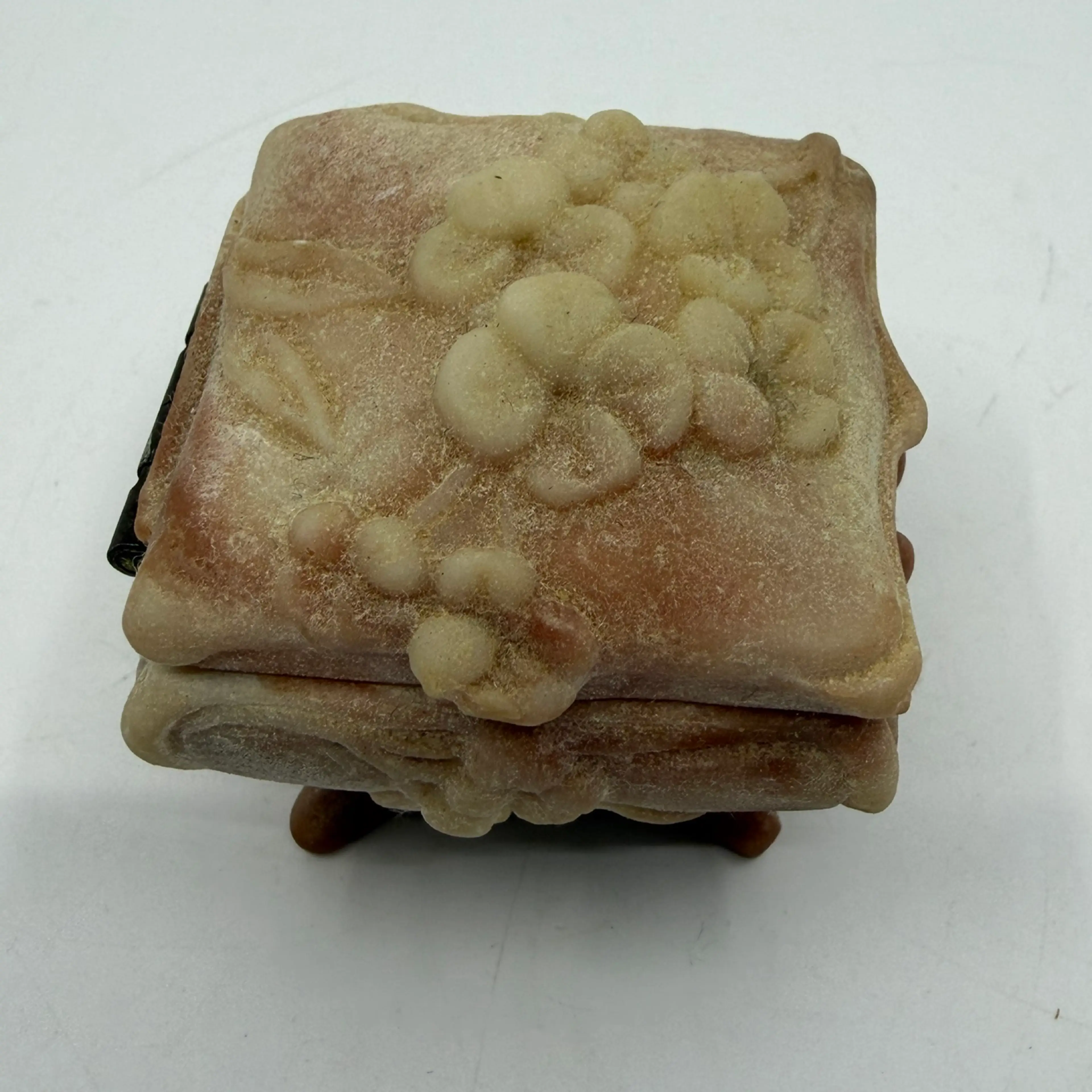 Image 3 of 6