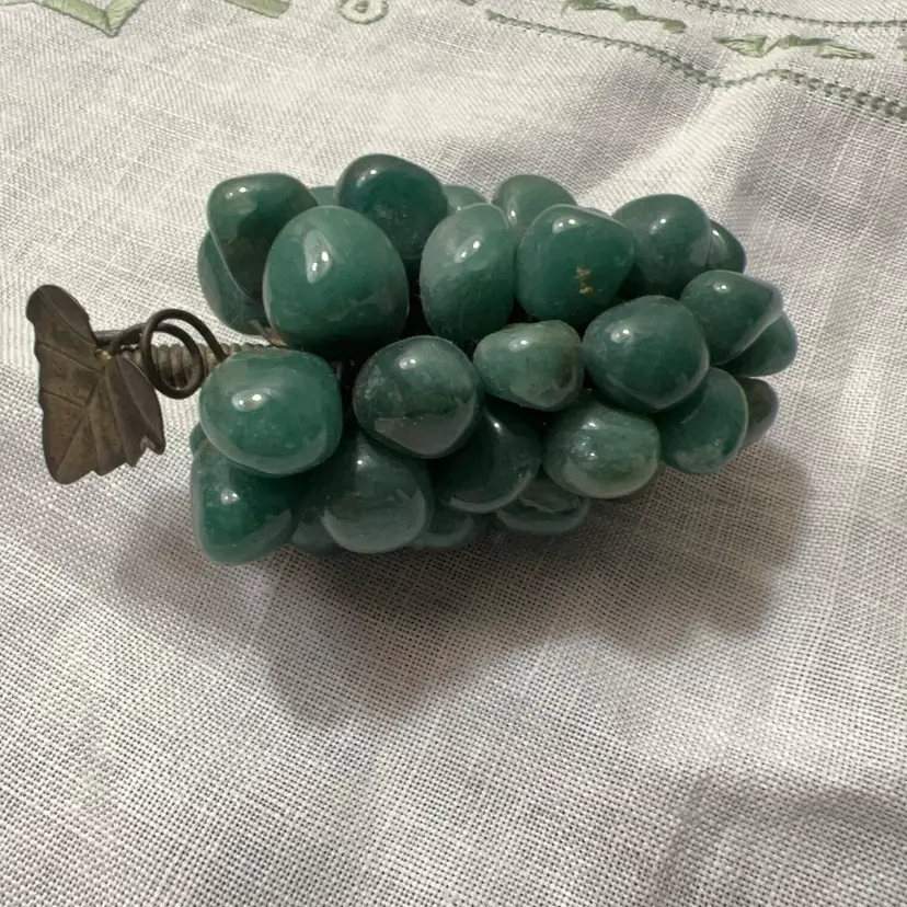 Small Jade/Aventurine - Vintage Natural Polished Rocks Cluster of Grapes W/Metal Maple Leaf 3”-3.25”