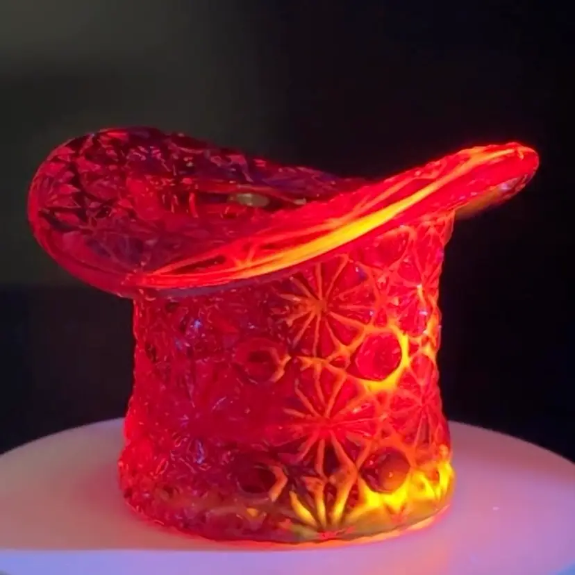 Daisy & Button Red Mini Top Hat Toothpick Holder *GLOWS*