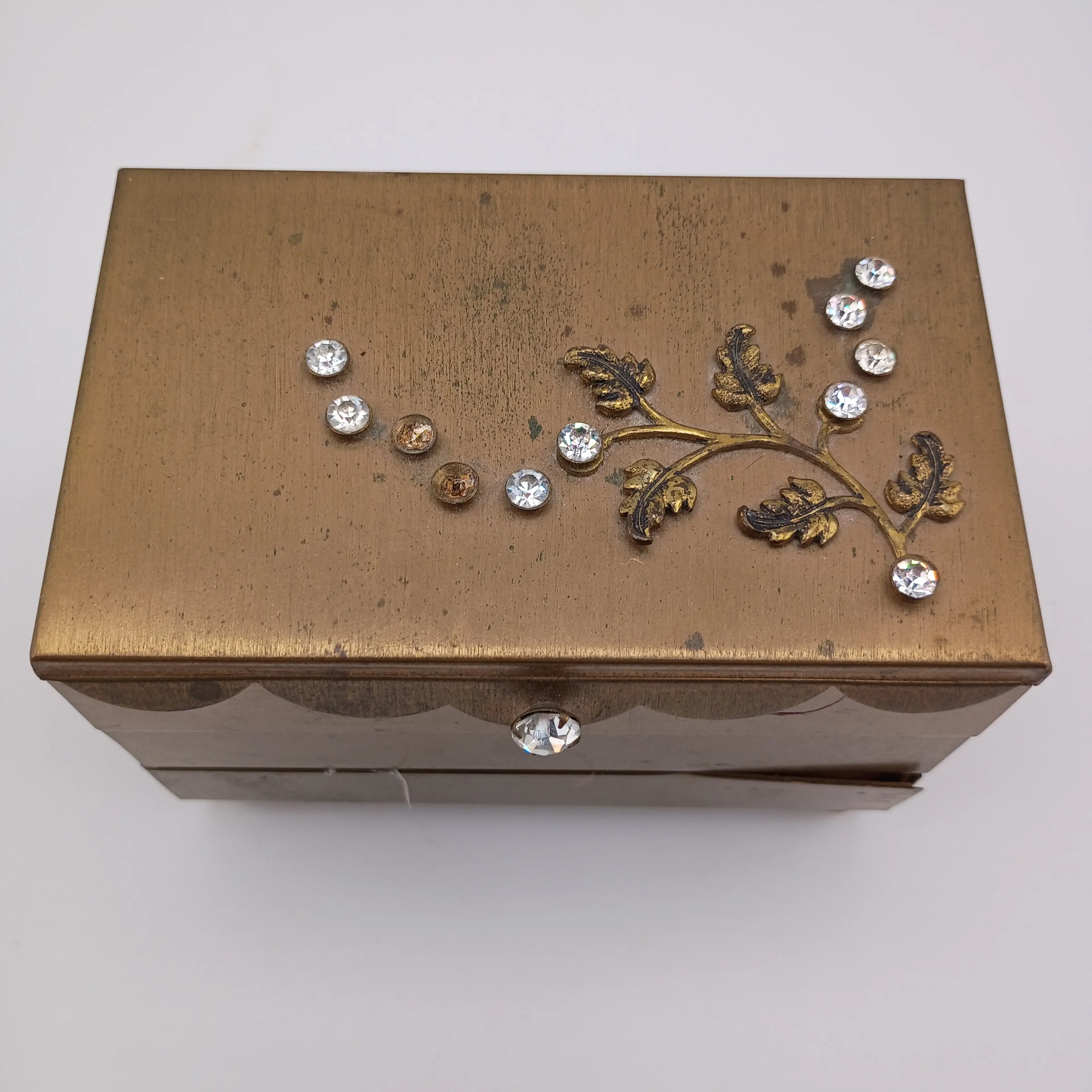 Image 2 of 6