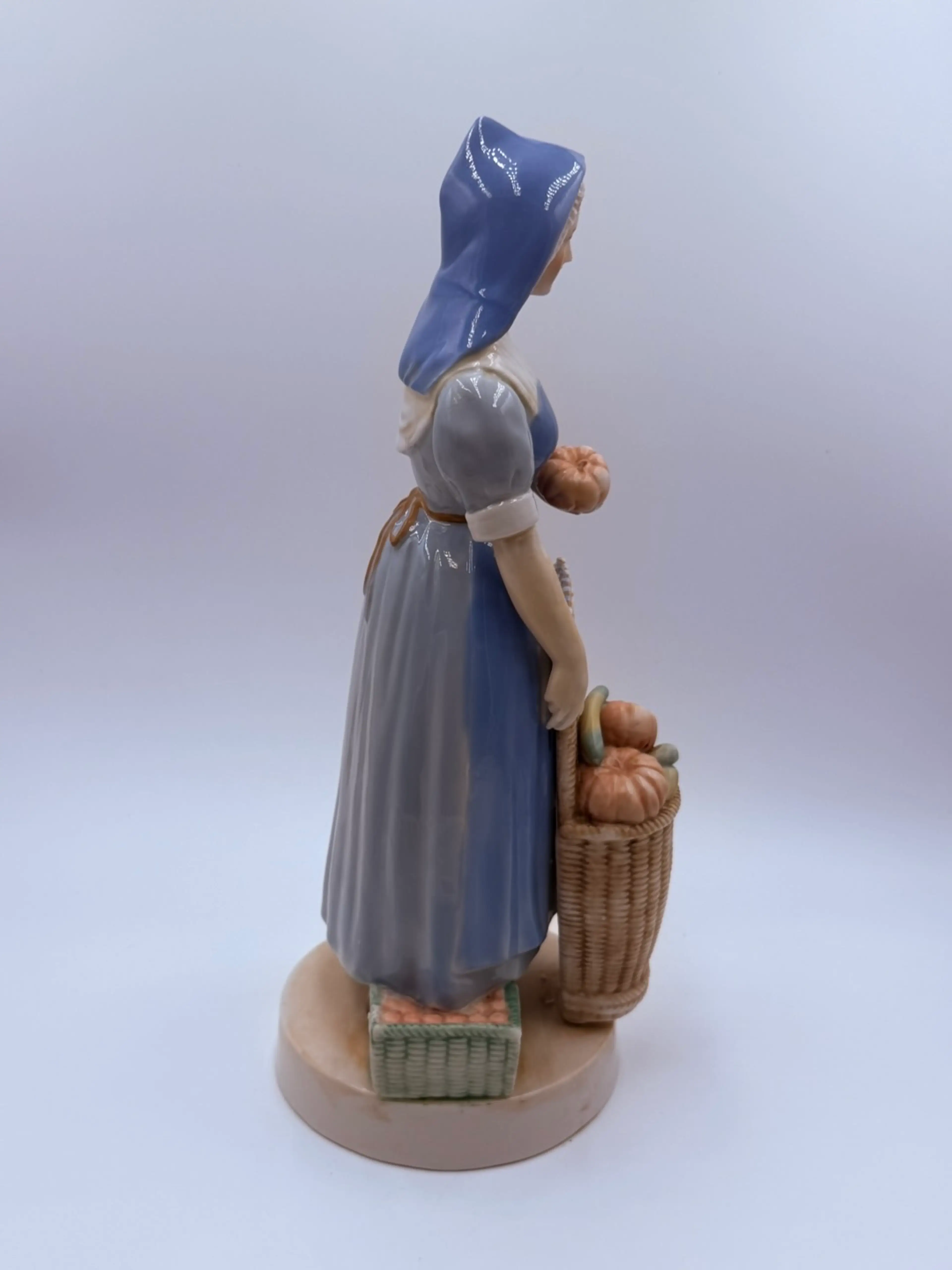 Image 4 of 6