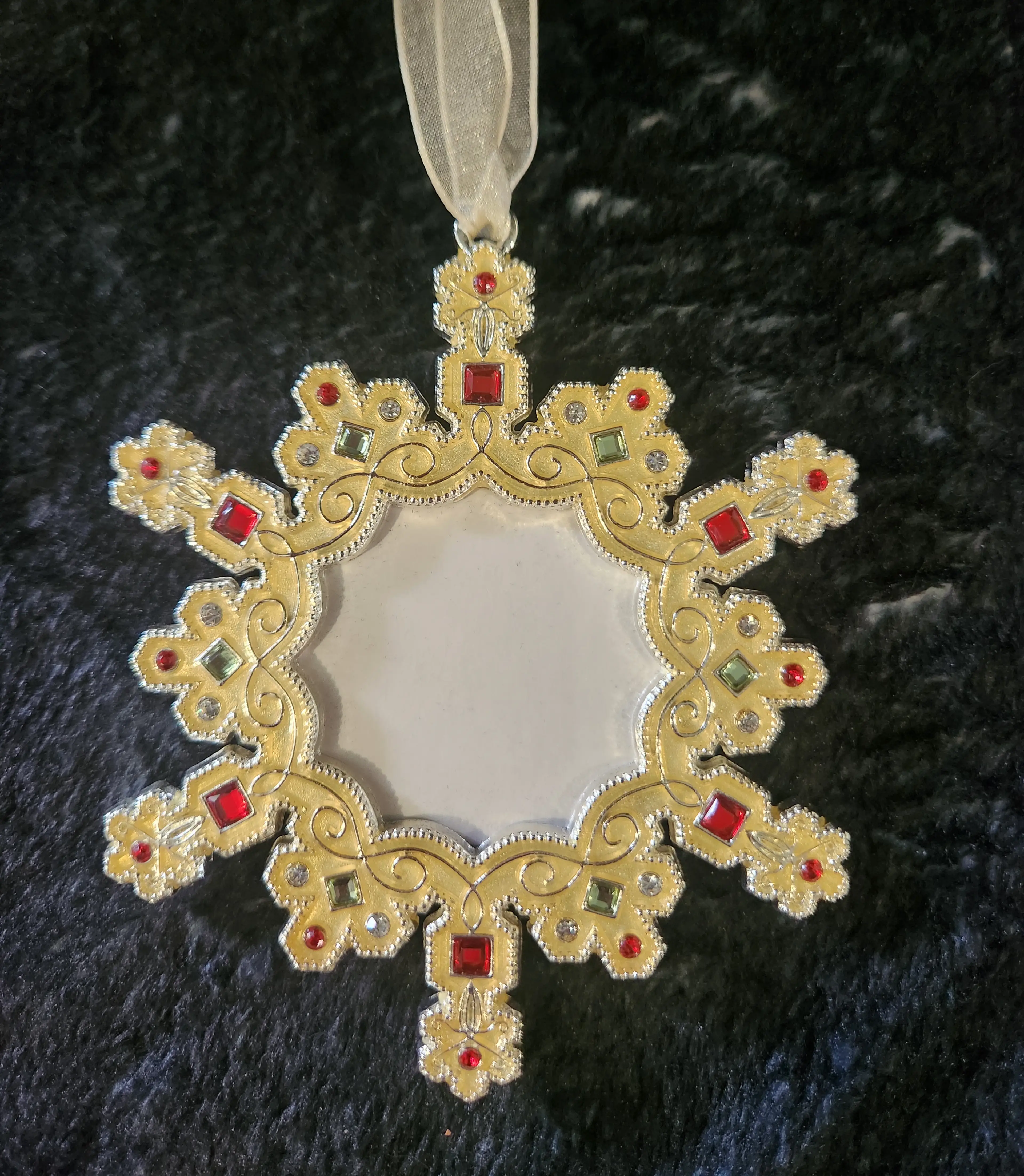 Image 3 of 4