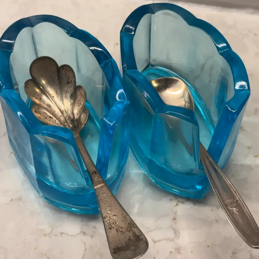 2 Vintage Mosser Glass Blue Spoon Rests / Utensil Holders - Scalloped