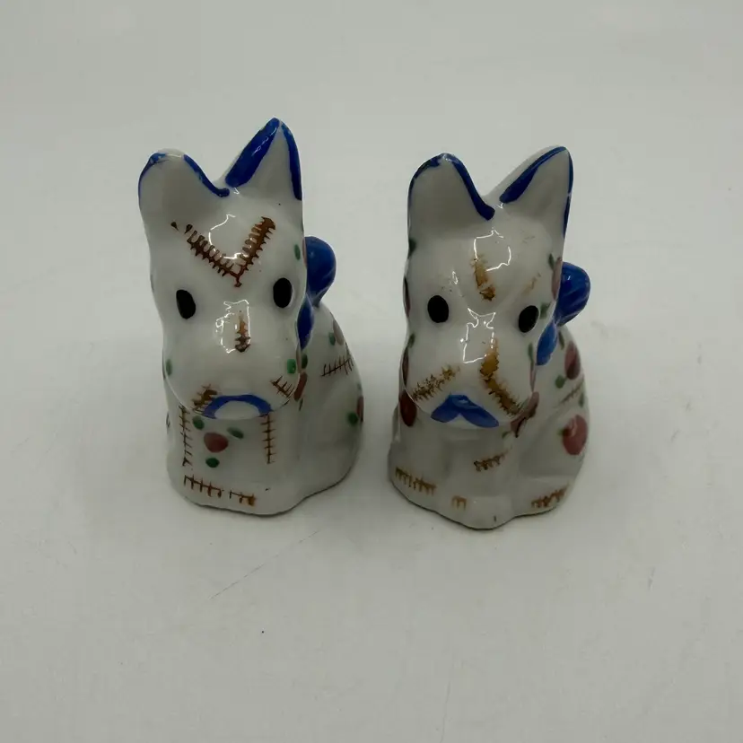 Vintage Scottish Terrier Dogs Salt& Pepper Shakers Ceramic Japan Cork Stoppers