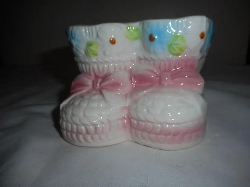 Vintage Nancy Pew Pink Baby Bootie Shoes Ceramic Planter Japan Nursery Decor #2