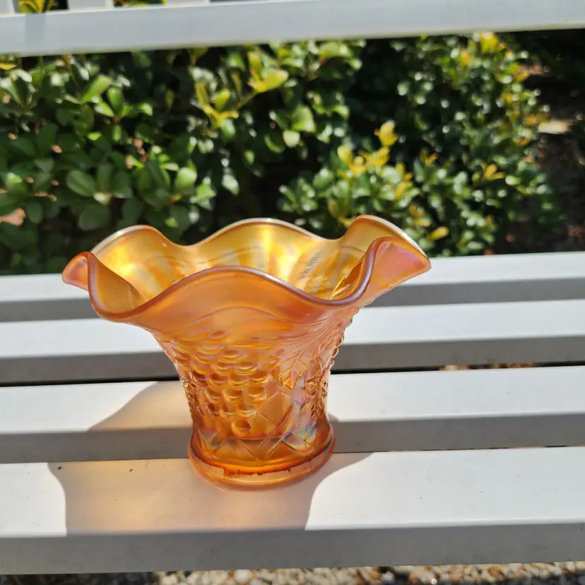 Fenton Marigold Carnival Glass-1930's Grape Pattern 5"x3"