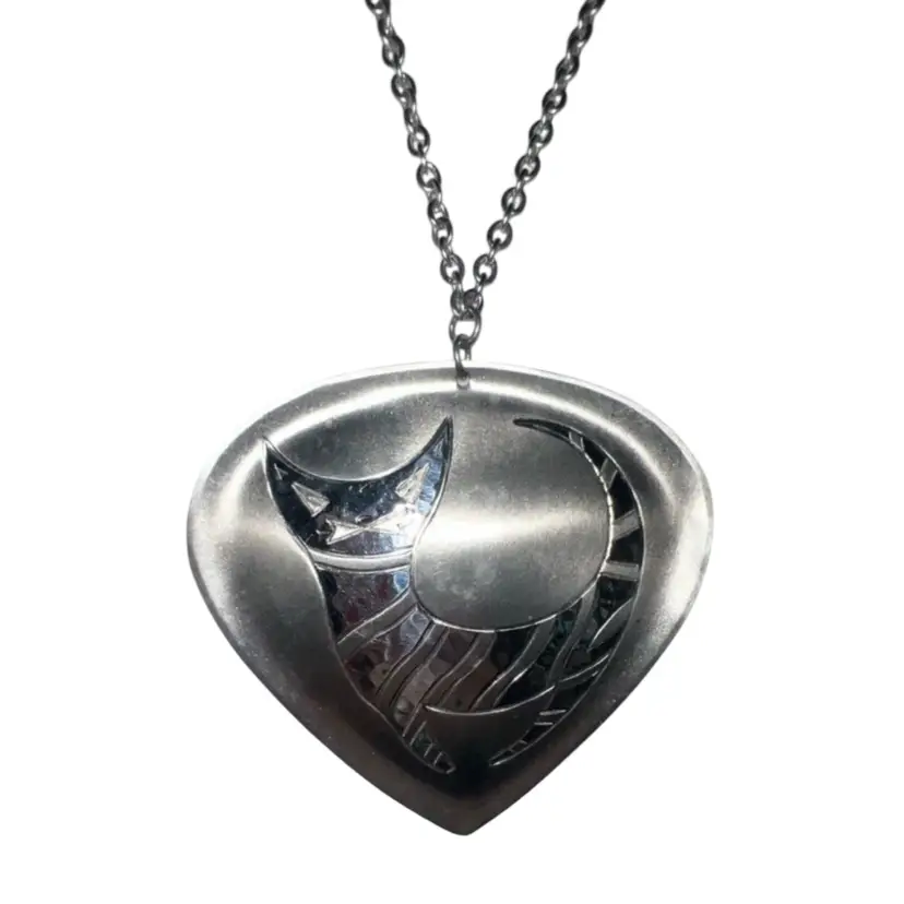Moda Handmade In Malta MCM Cat Necklace Silvertone 30”