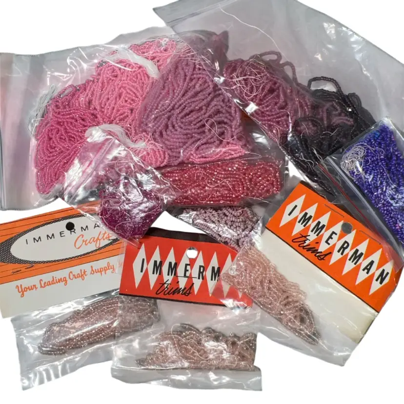 Vintage Glass Seed Beads Lot Of Pink And Purple Shades