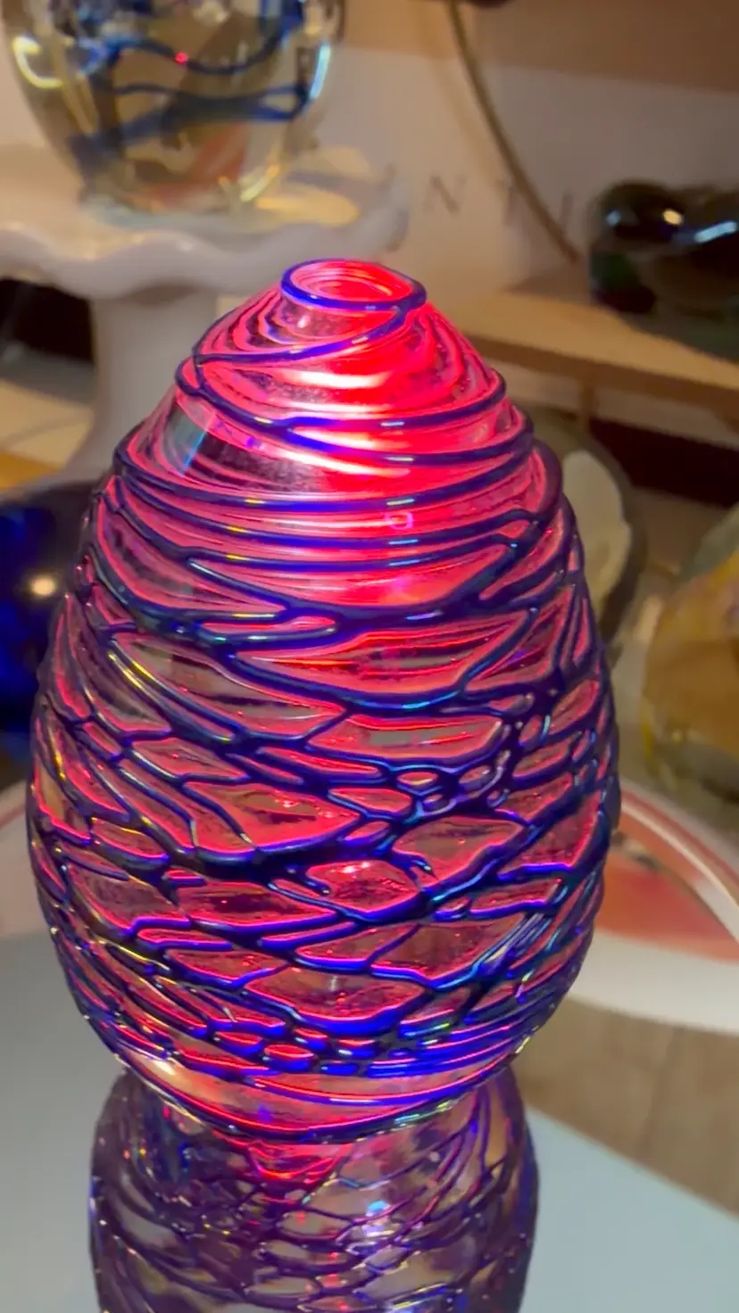 #22…Iridescent Art Glass Egg Paperweight with Raised Glass Swirls – 2½″ Tall