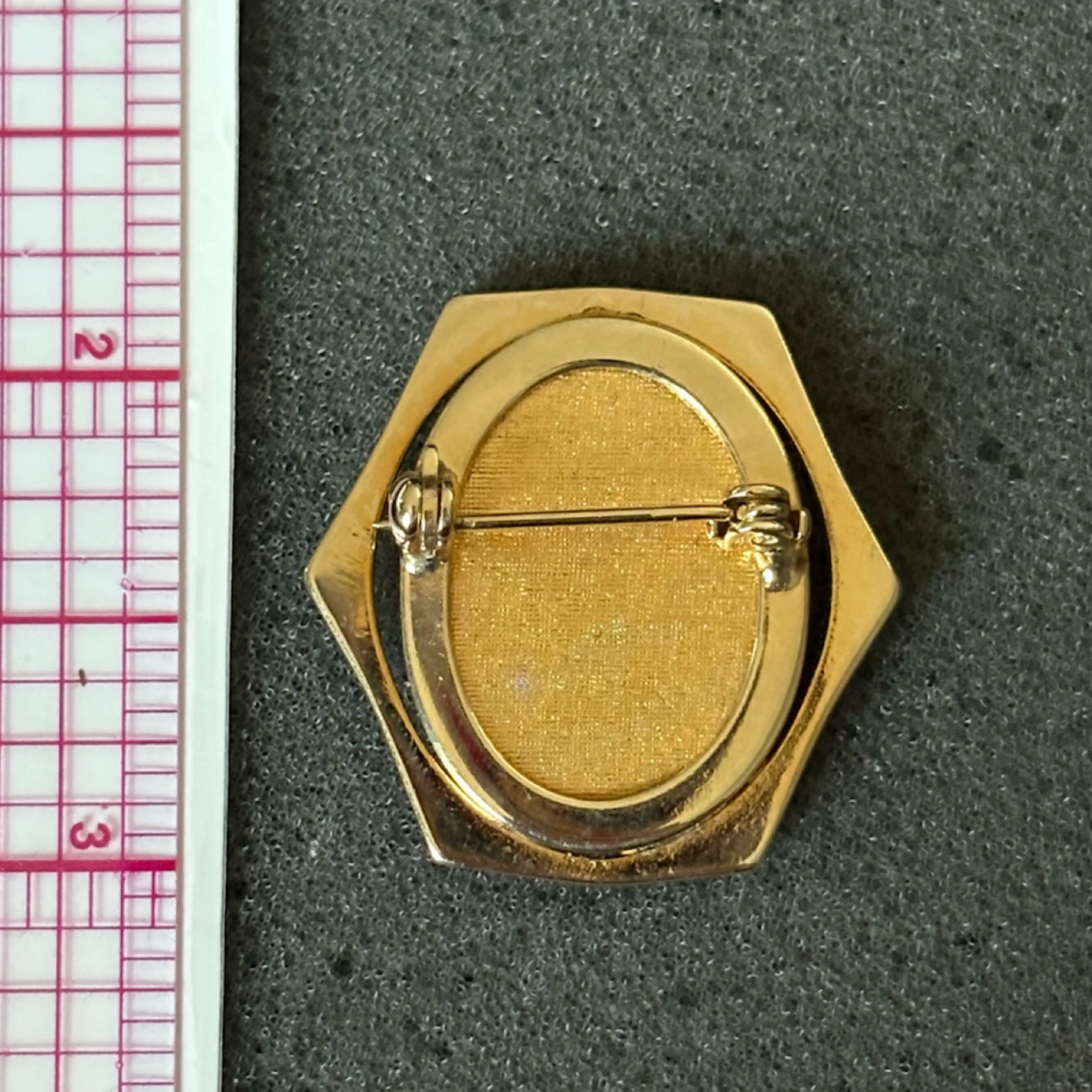 Image 2 of 2