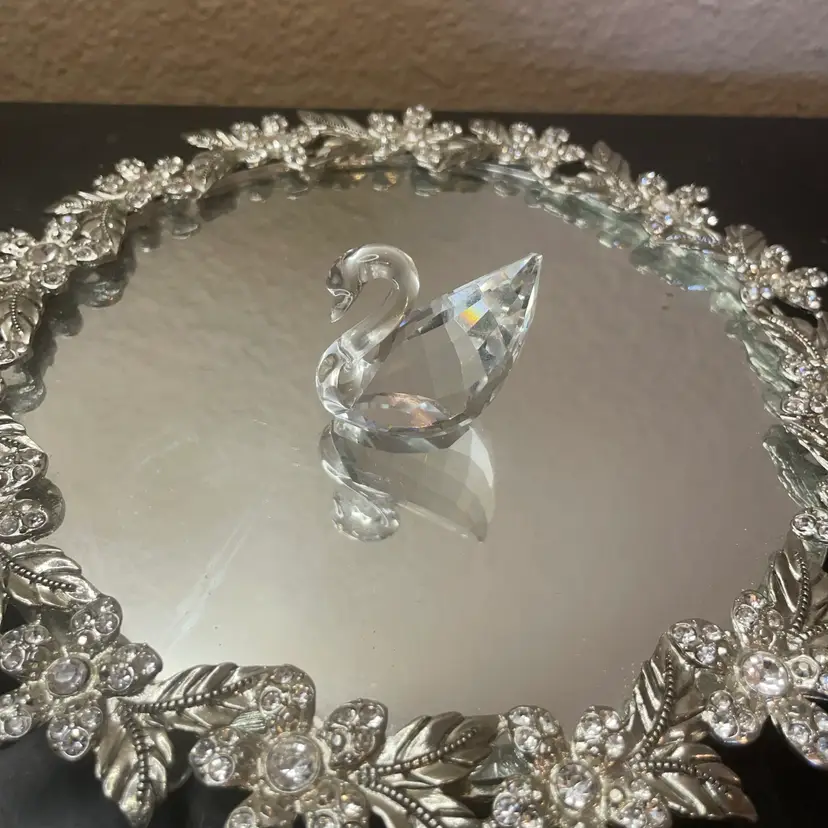 Etched Swarovski 1” Crystal Swan Figurine