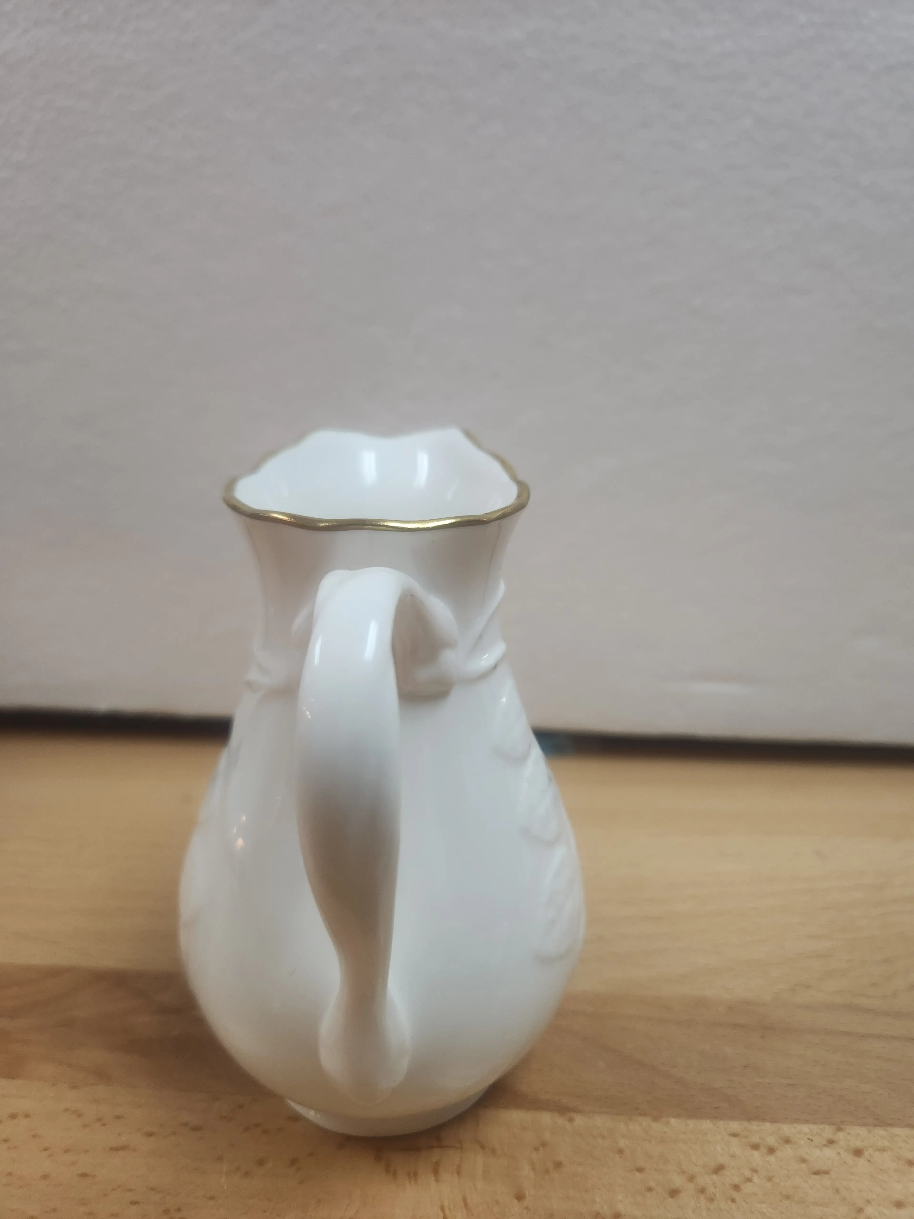 Image 4 of 6