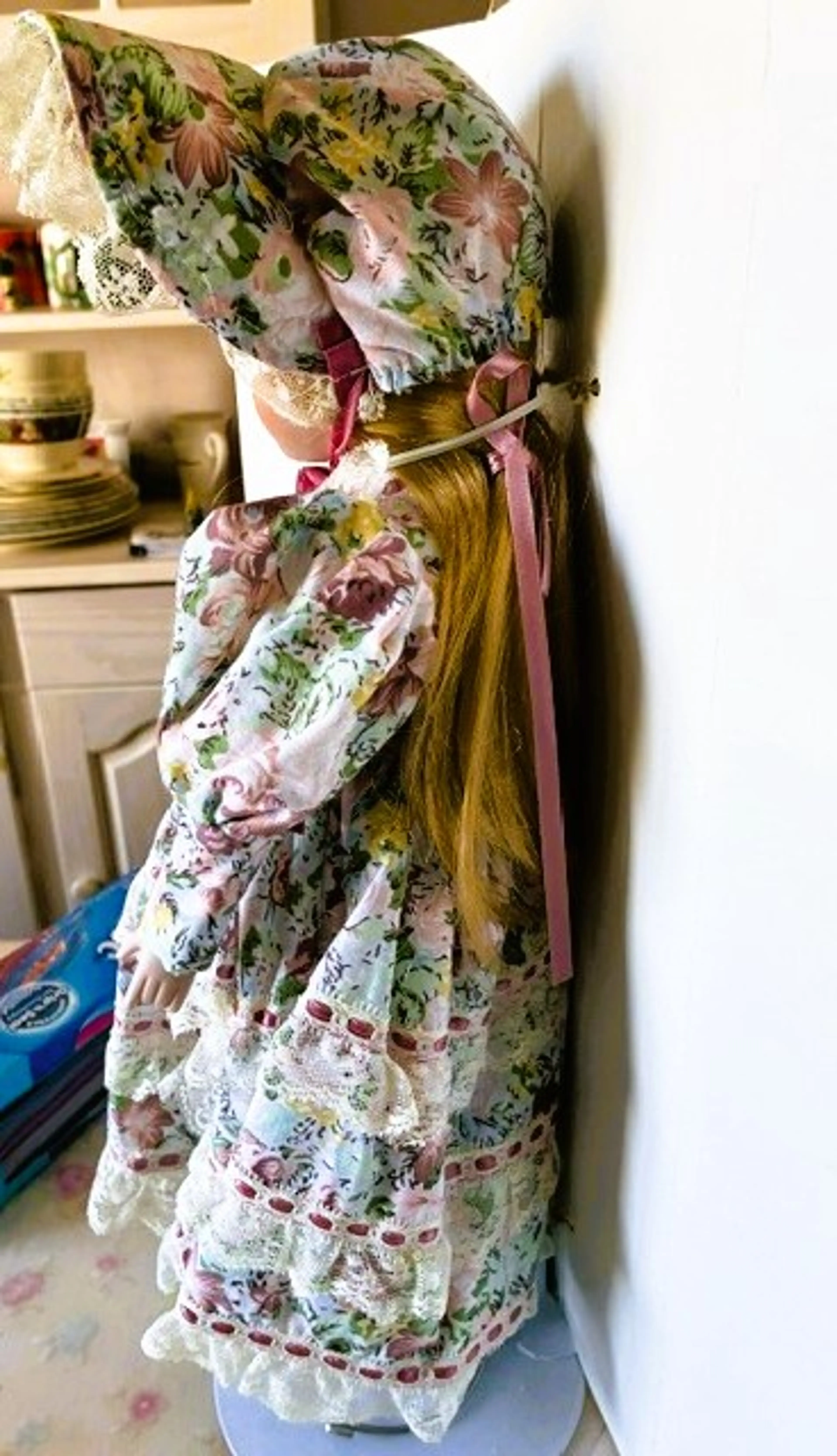 Image 4 of 7