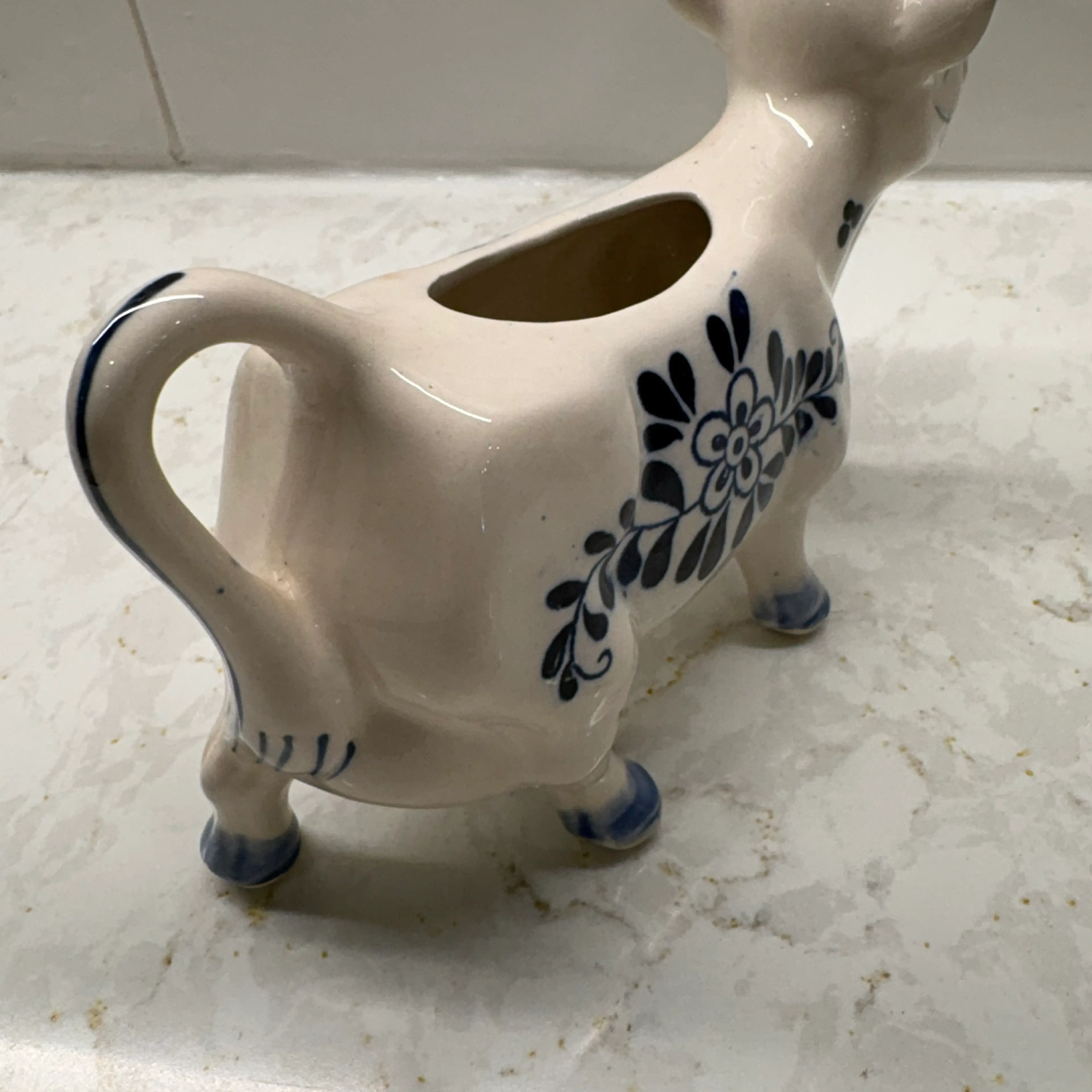 Image 3 of 6