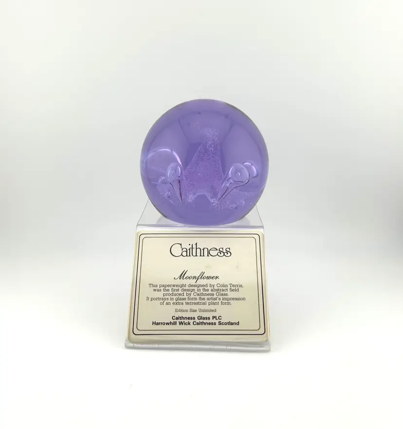 Caithness Purple Moonflower Glass Paperweight 2.5”x 2.75”
