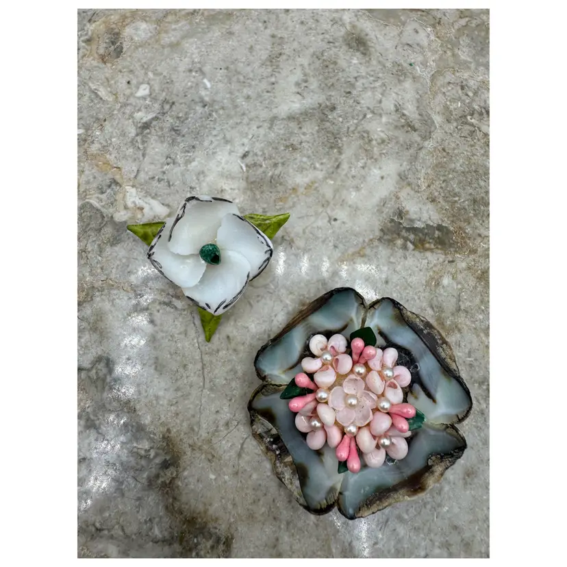 Vintage RARE Handcrafted Seashell Flower Pin Set – 3D Maritime Cottagecore Brooches