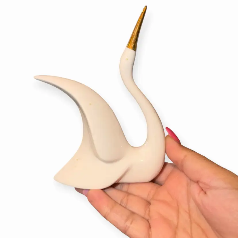 Hollohaza Swan Figurine - White & Gold Unsigned