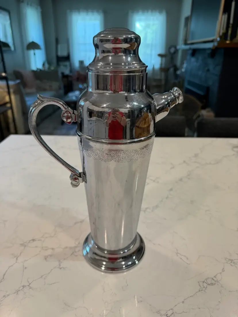 🪹Vintage Art Deco Chrome Cocktail Shaker