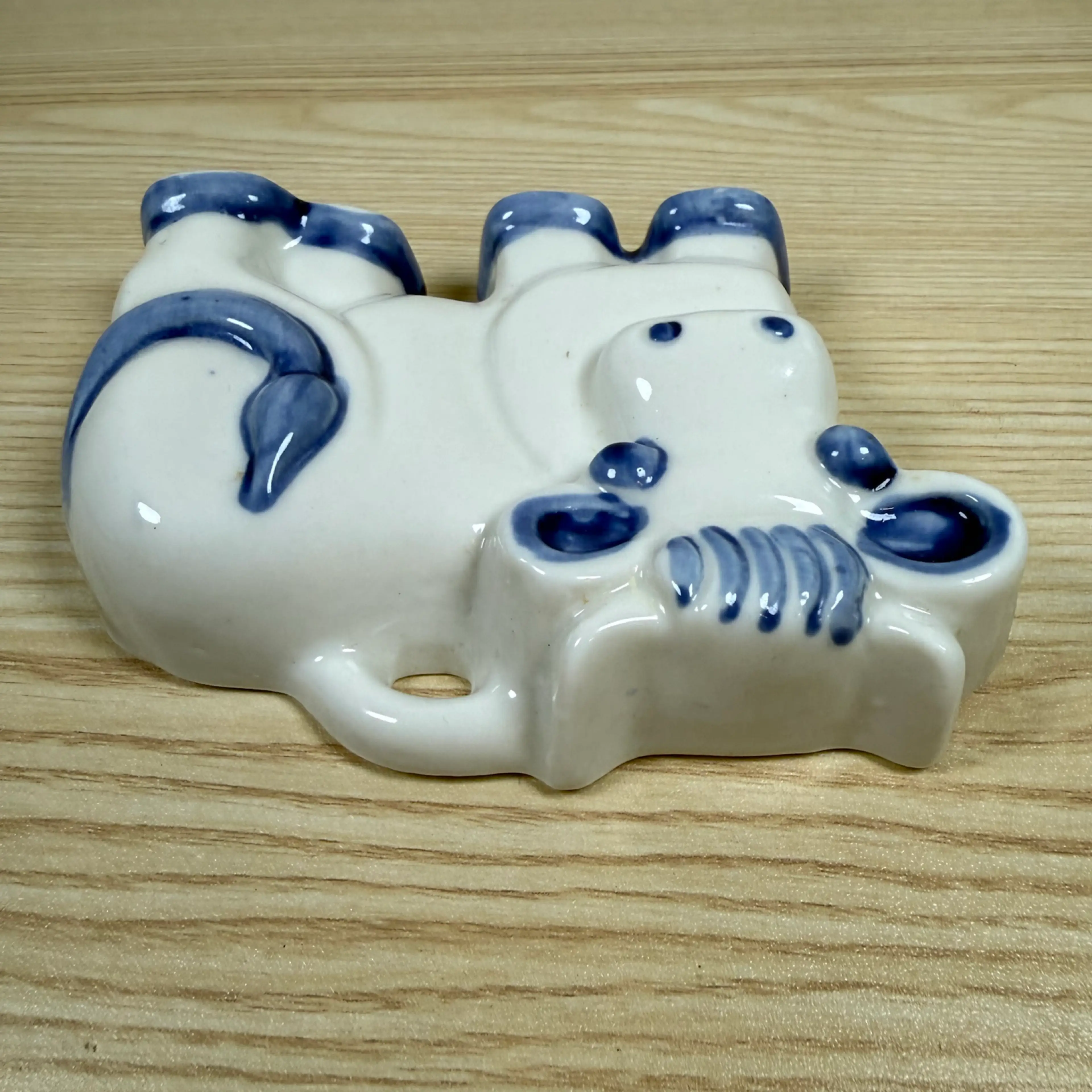 Image 4 of 6