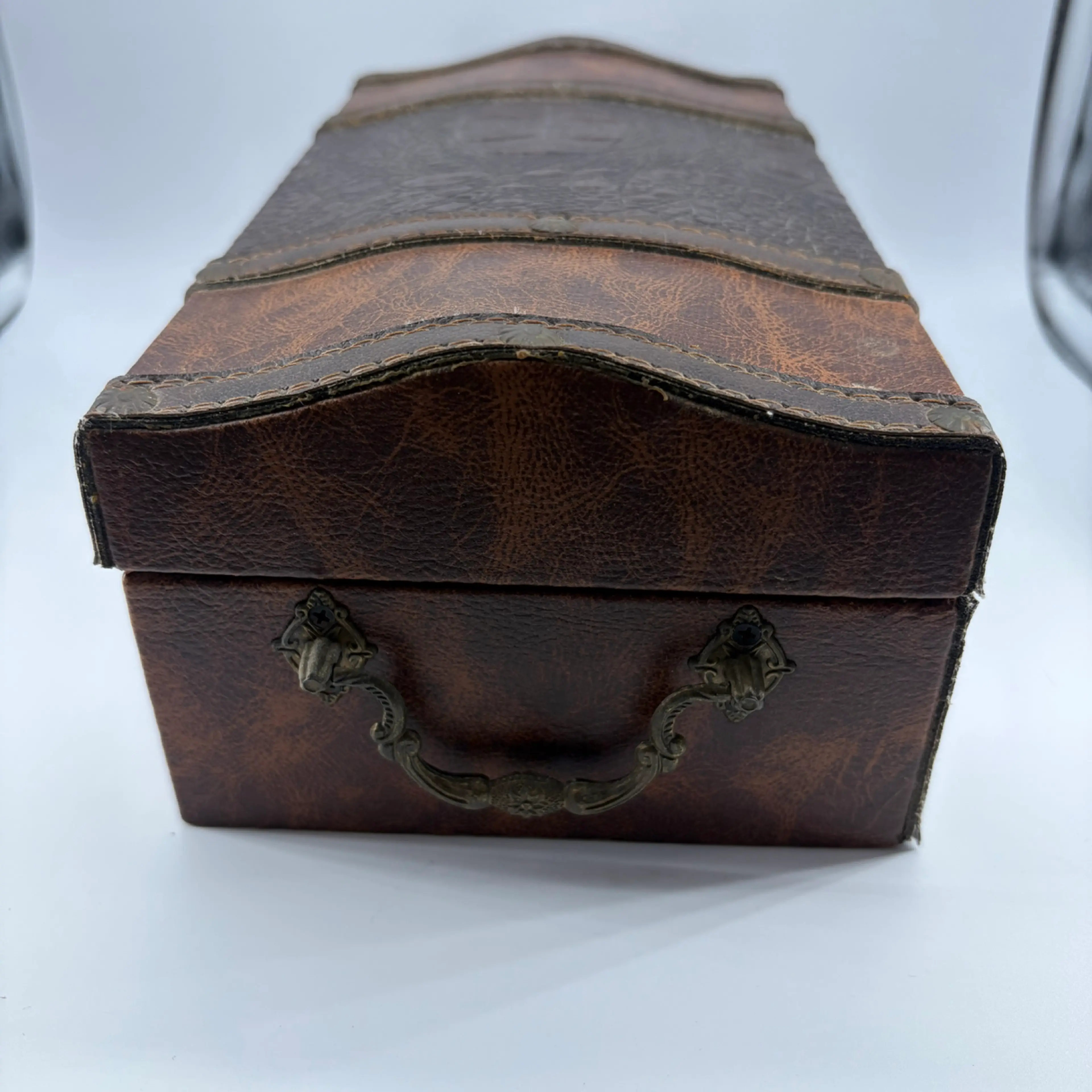 Image 2 of 6