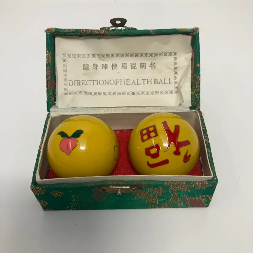 Chinese Meditation Therapy Baoding Balls! Musical Tones!