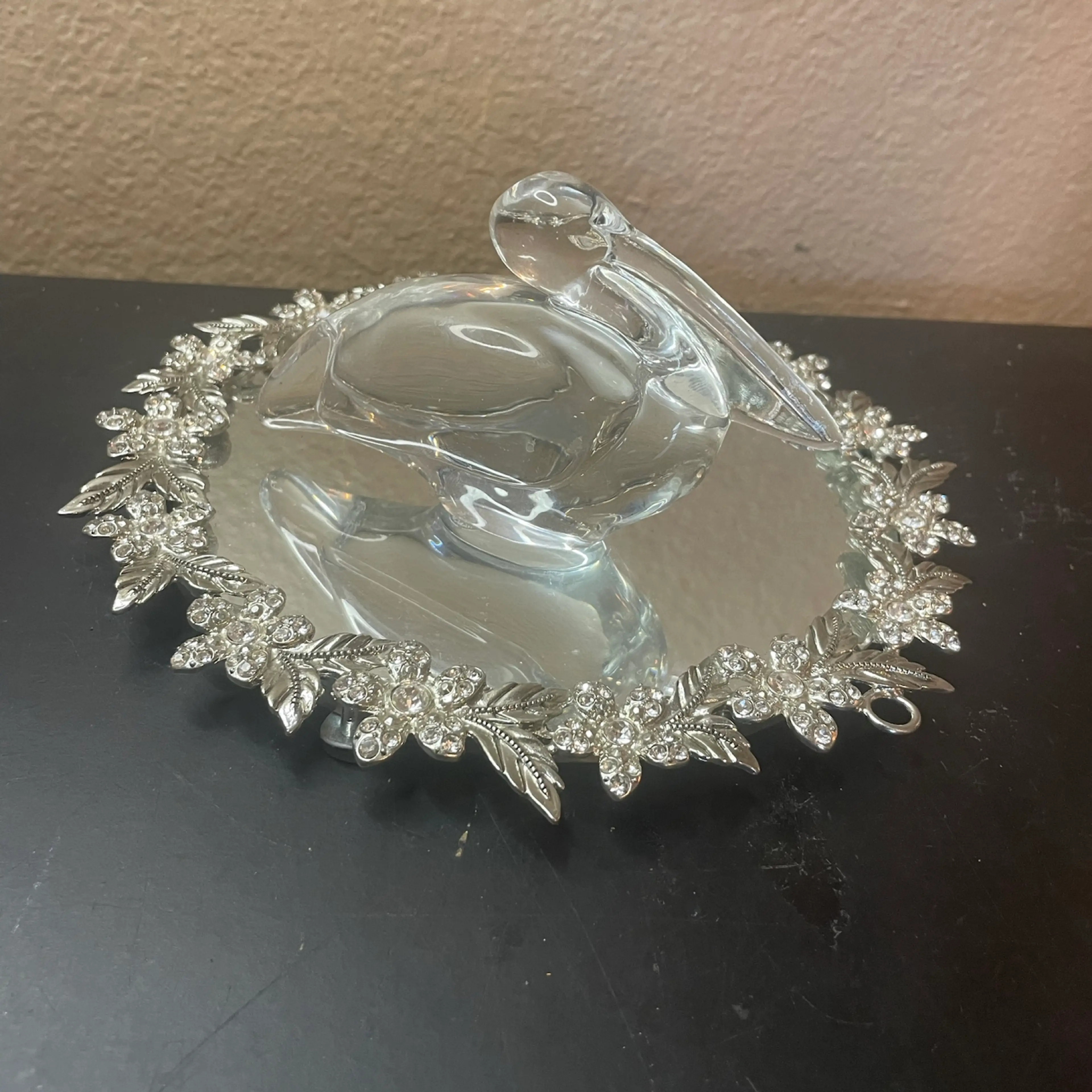 Image 2 of 7