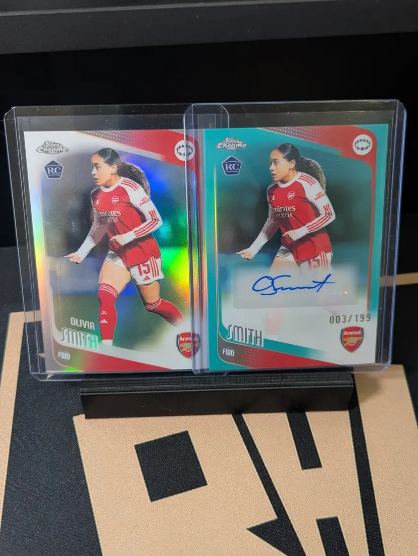 Olivia Smith Auto /199 & Silver