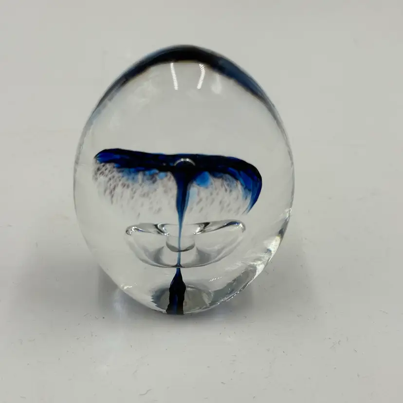Art Glass Small Egg Flat Paperweight Blue Jellyfish Flower Control Bubble