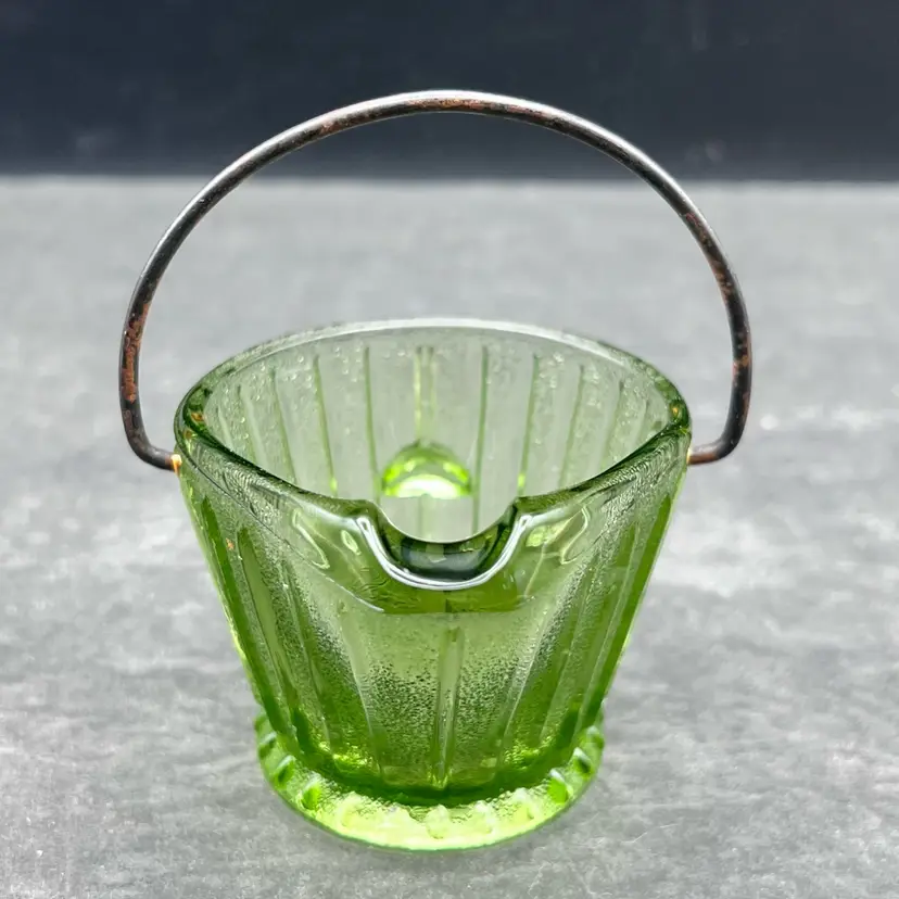 #174A Vintage Hazel Atlas Green Glass Ashtray/Toothpick Holder Looks Like A Mini Coal Bucket With Handle