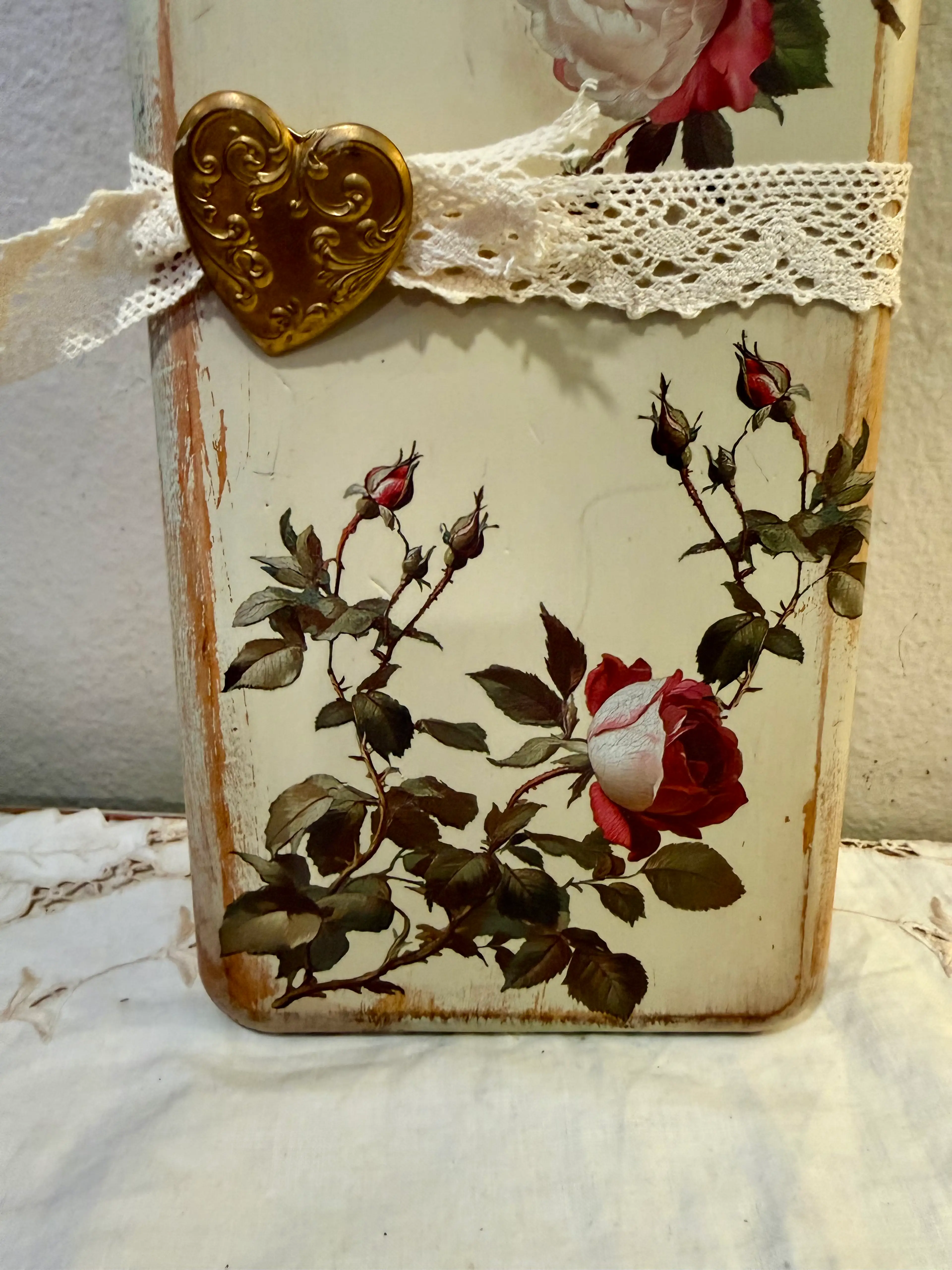 Image 2 of 16