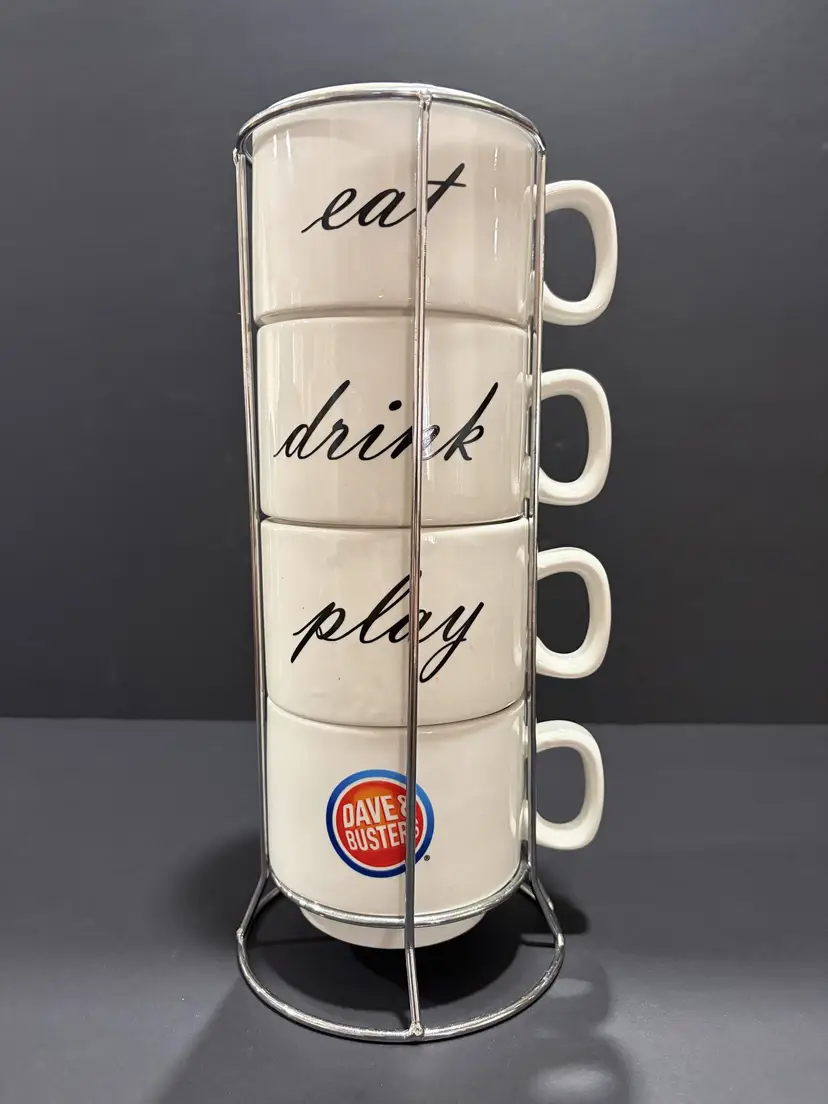 NEW Dave & Busters 4 Count Stackable Coffee Mug Set With Metal Stand