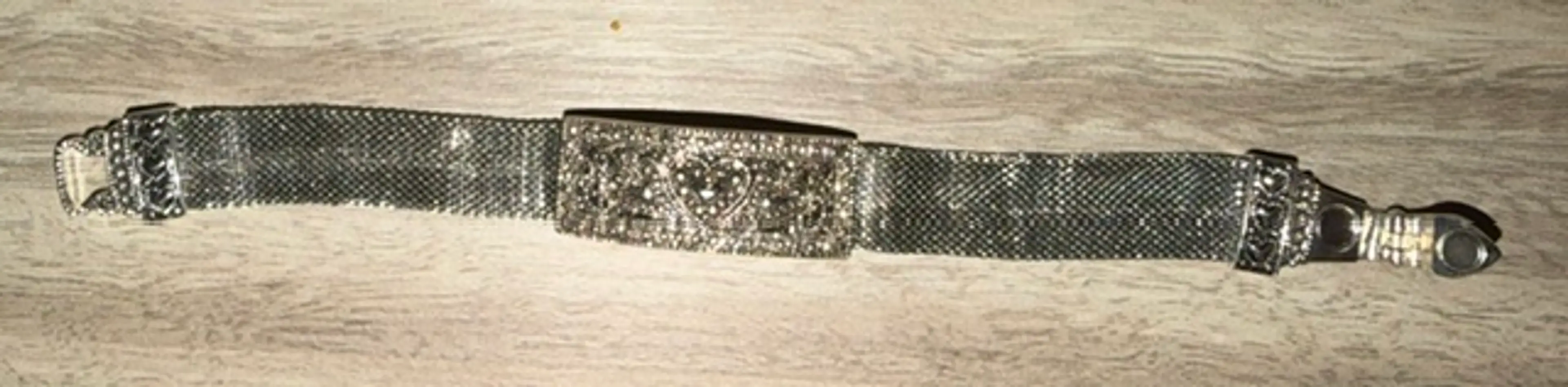 Image 3 of 3