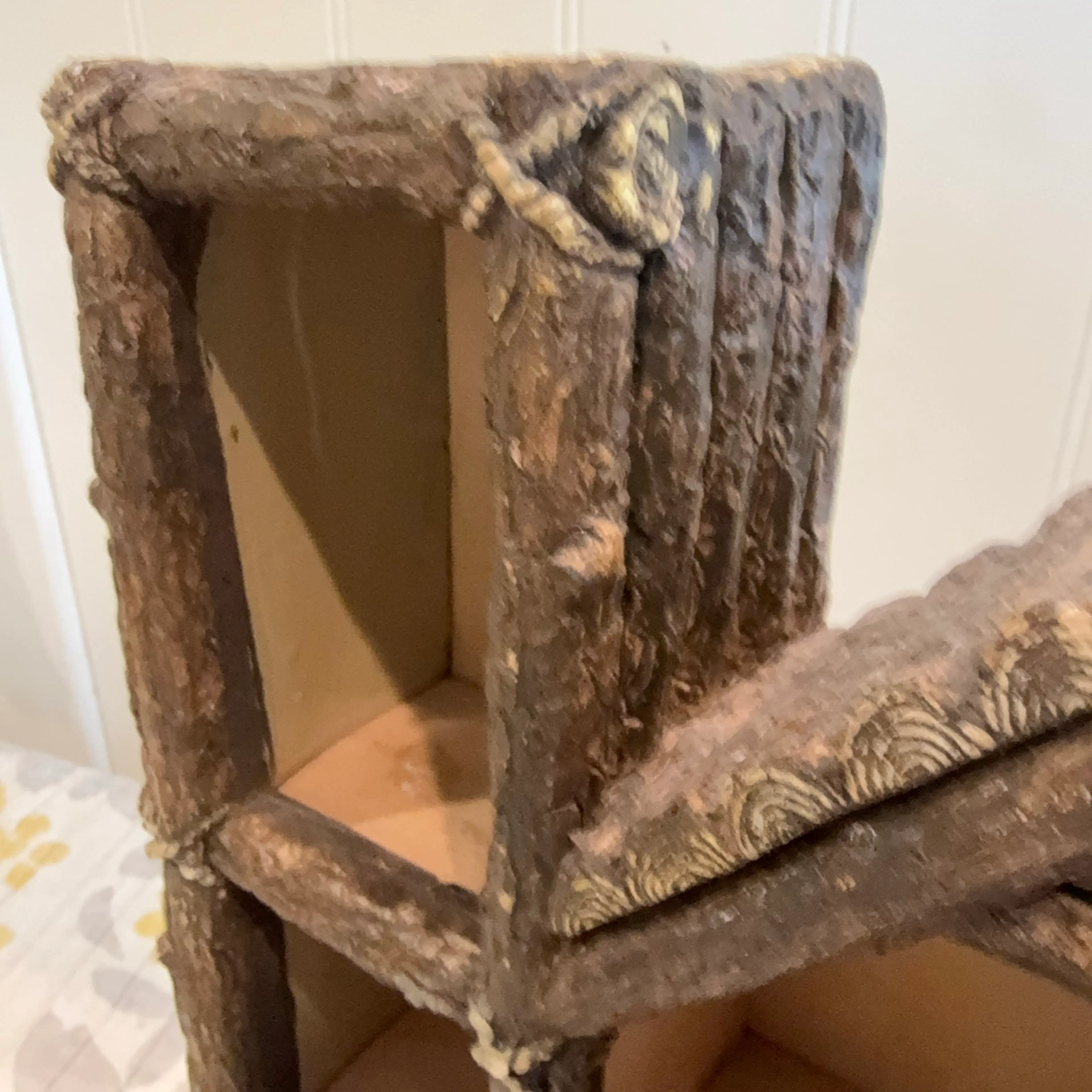 Image 4 of 8