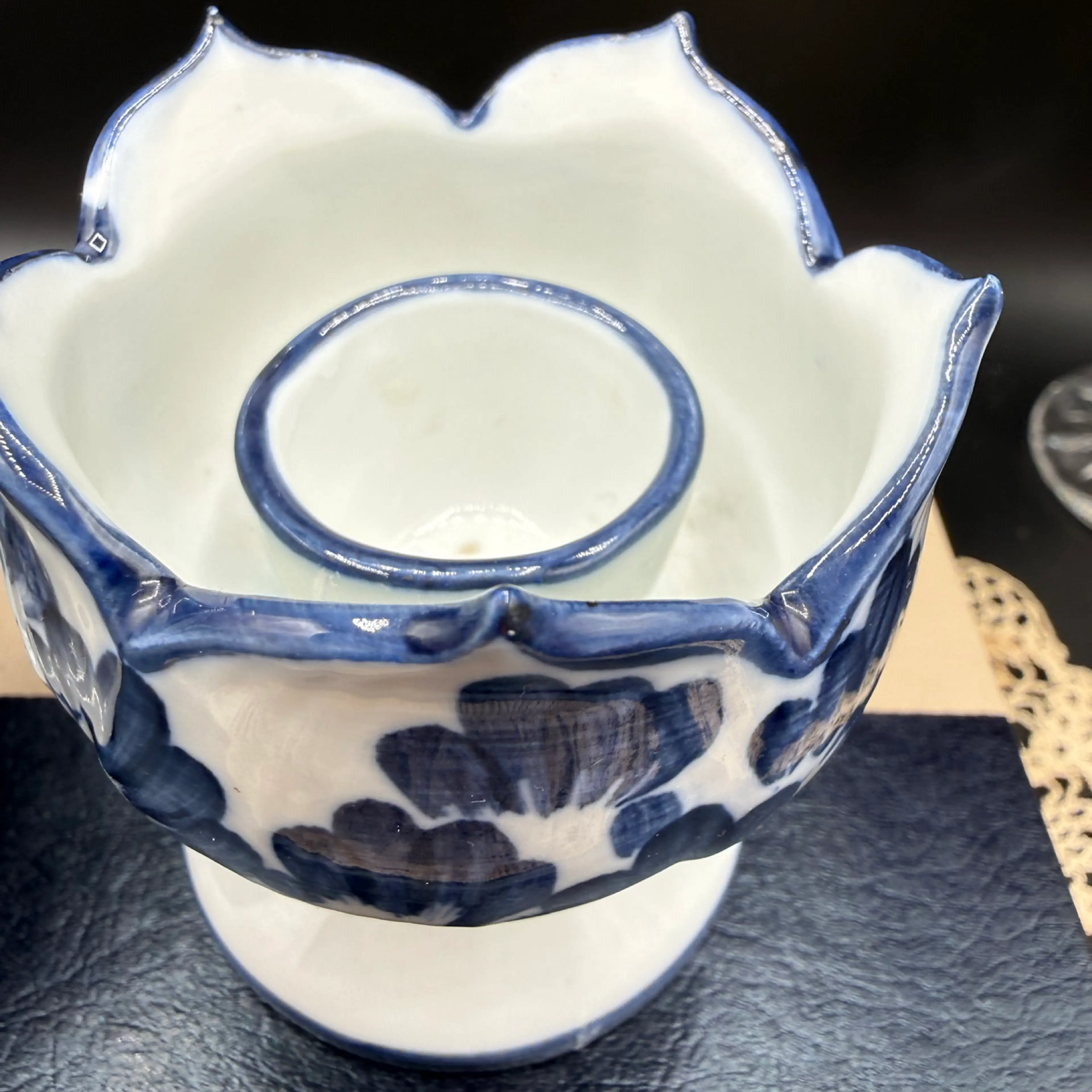 Image 4 of 4