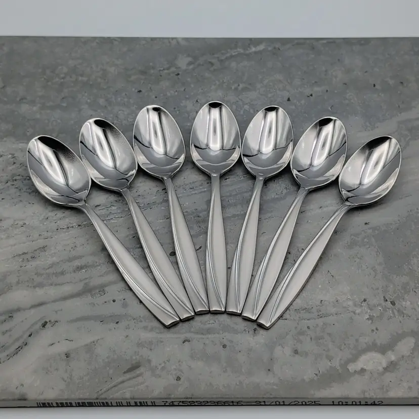 Oneida Camlynn Cleo 7 Teaspoons Stainless Flatware Satin New Original Sleeves